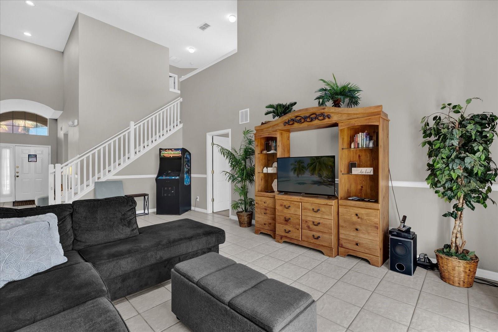 202 SOLANA CIR