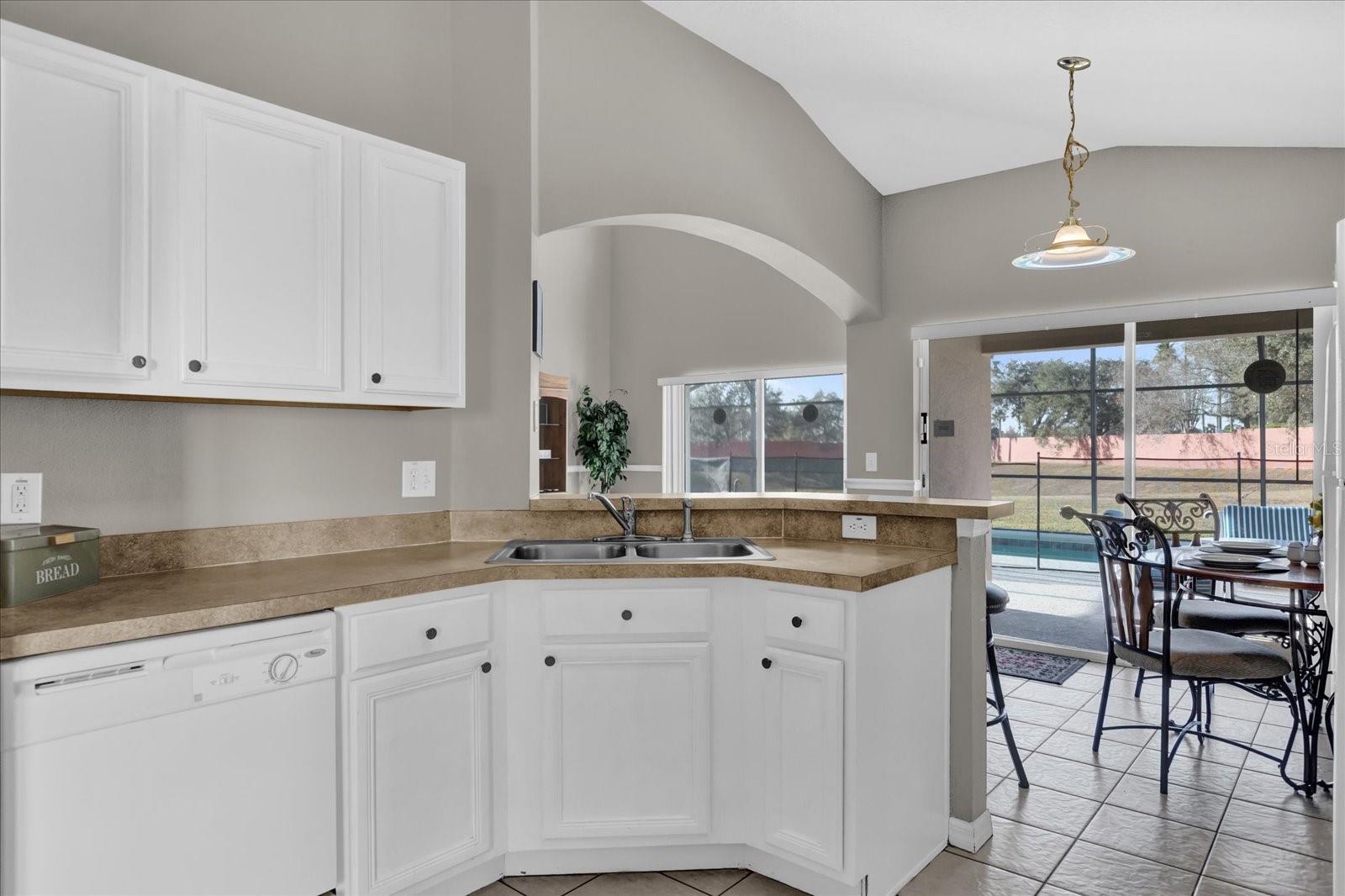 202 SOLANA CIR