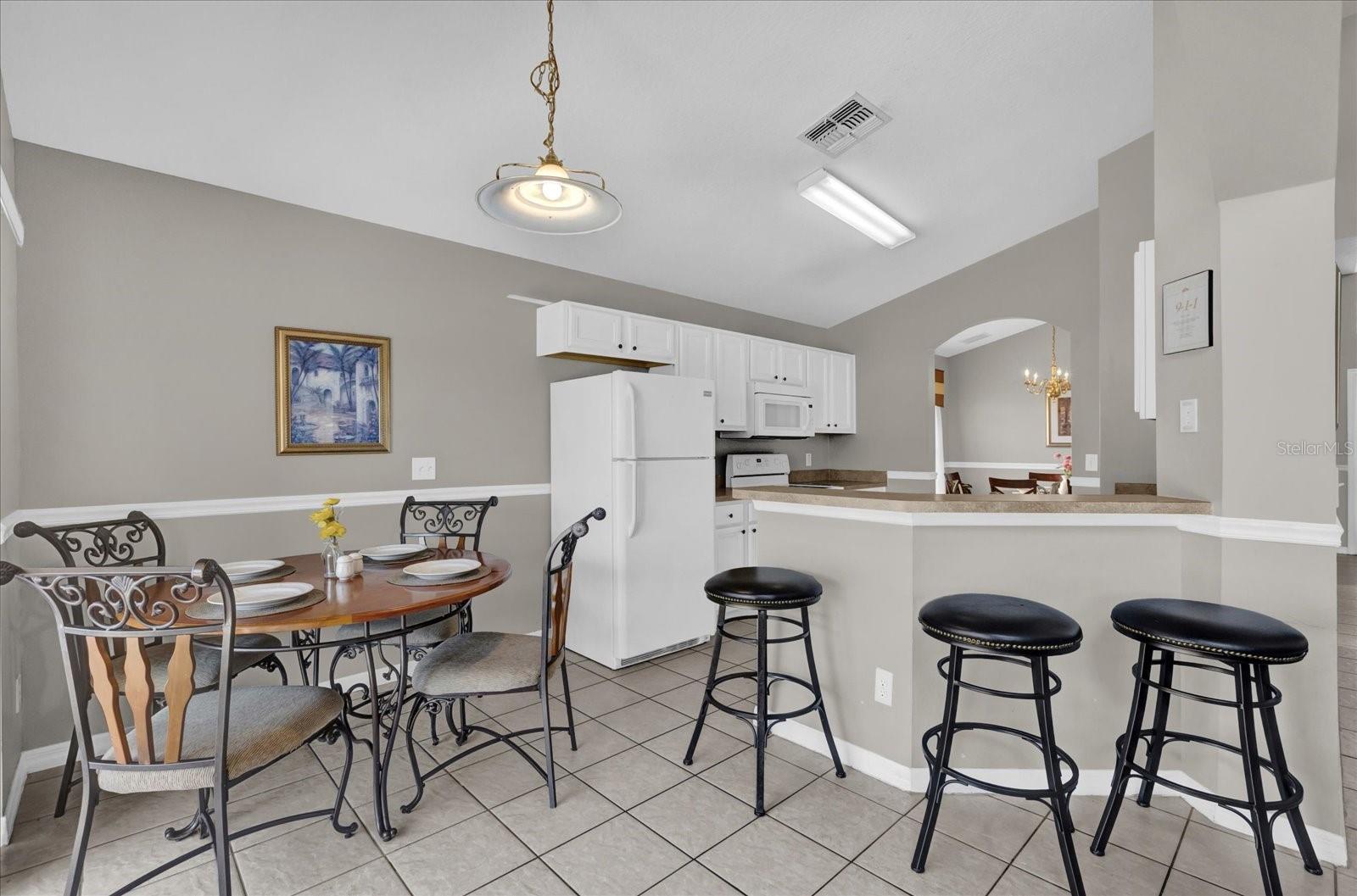202 SOLANA CIR