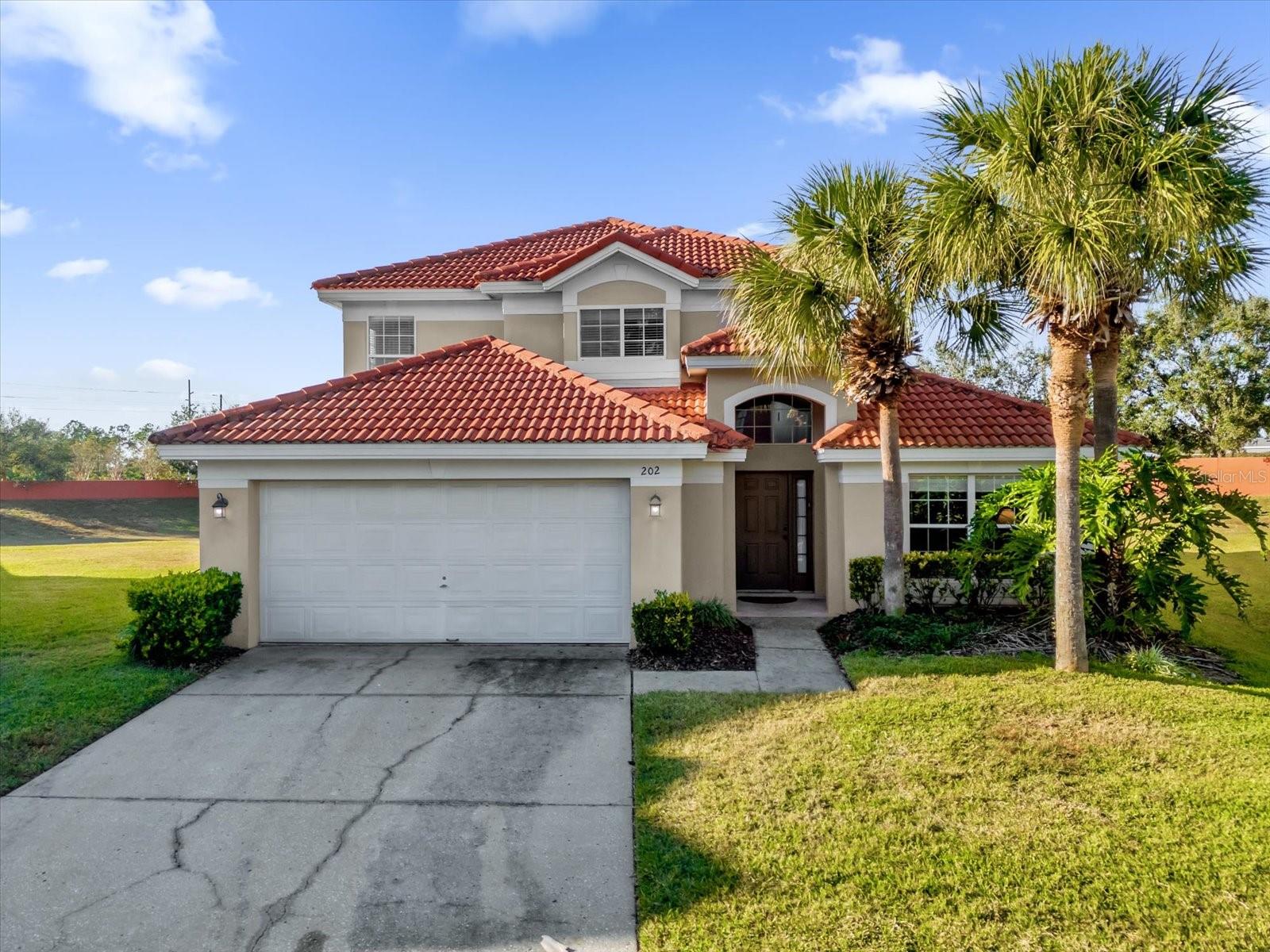 202 SOLANA CIR