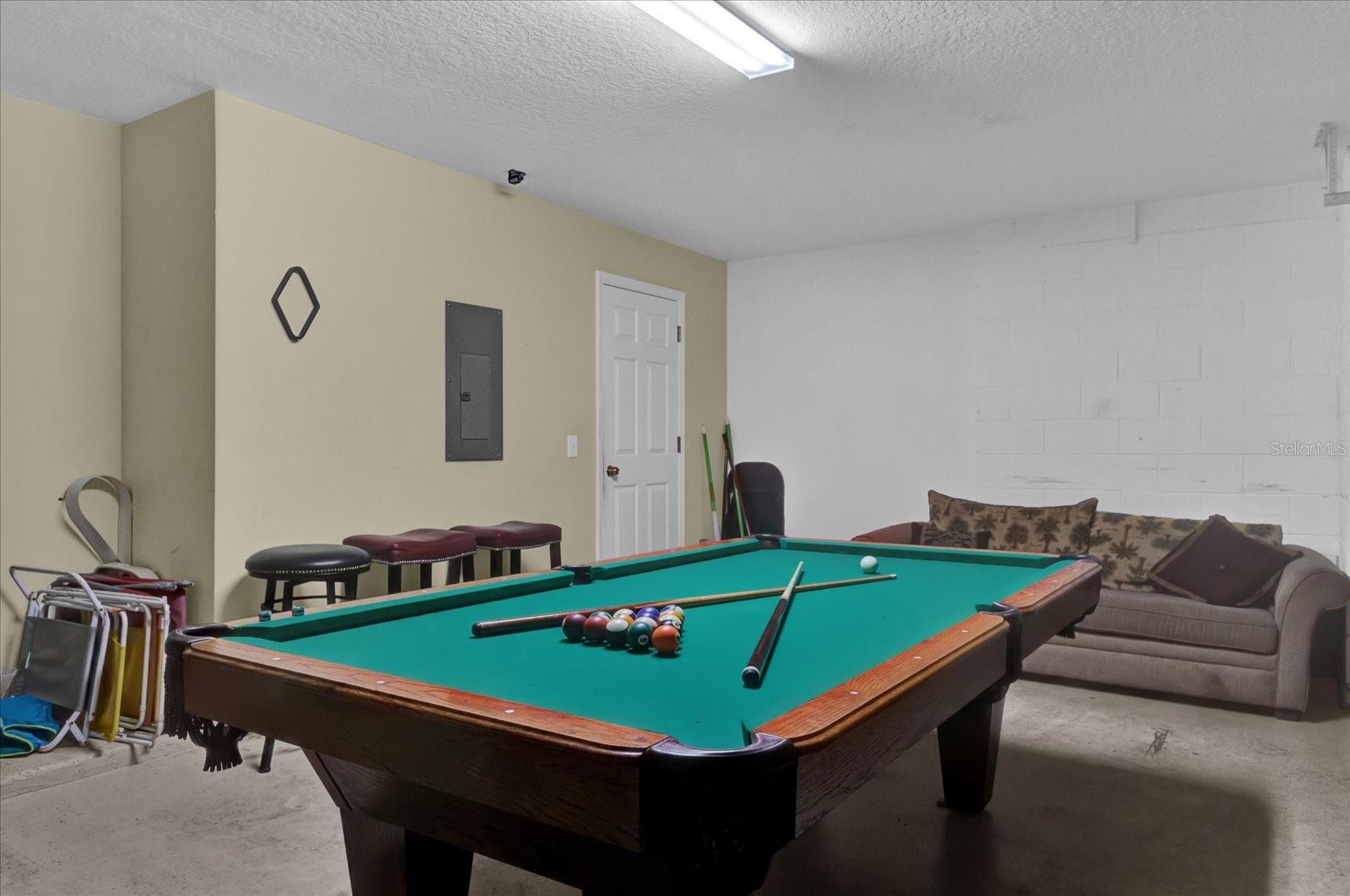 202 SOLANA CIR