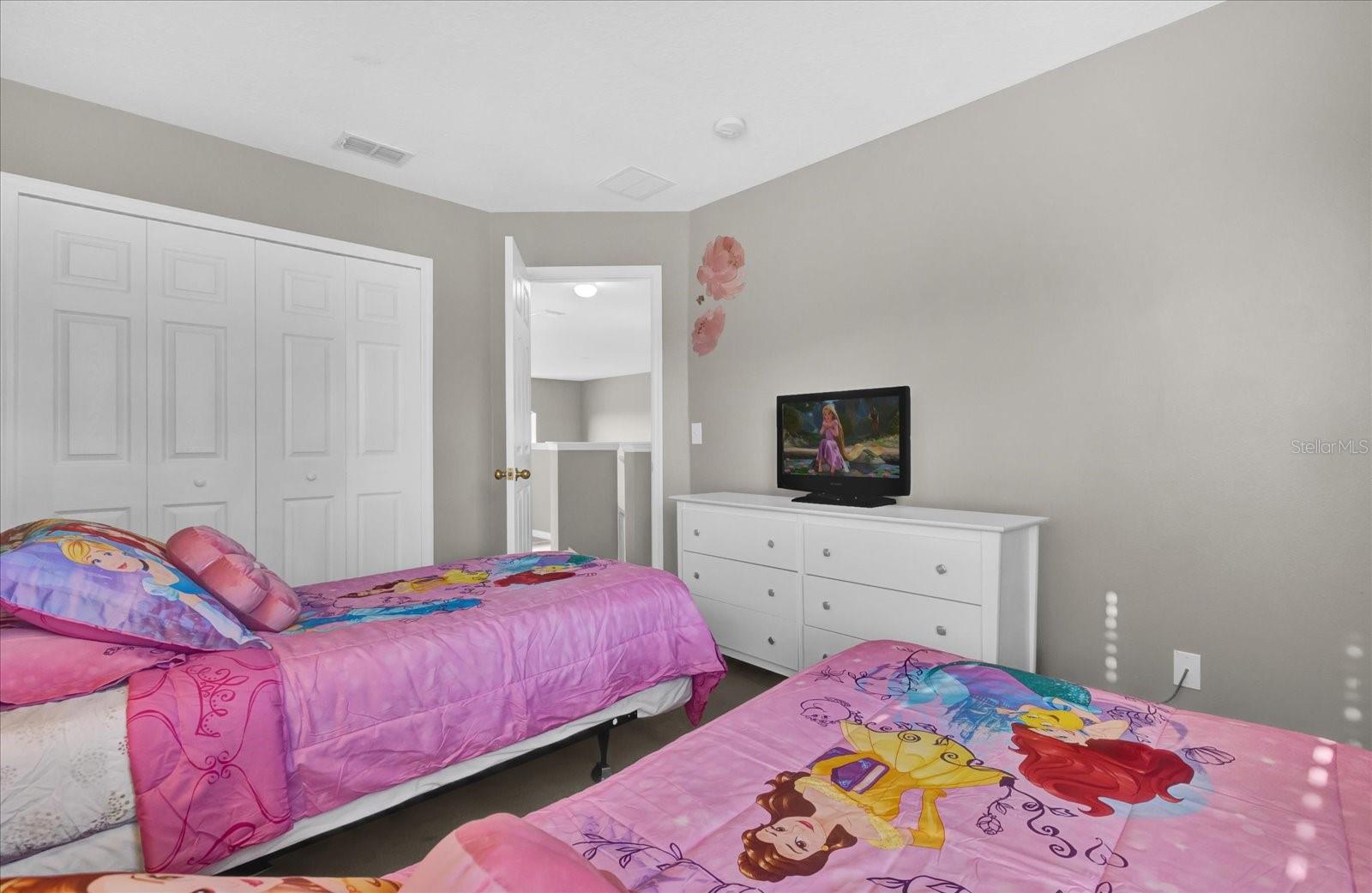 202 SOLANA CIR