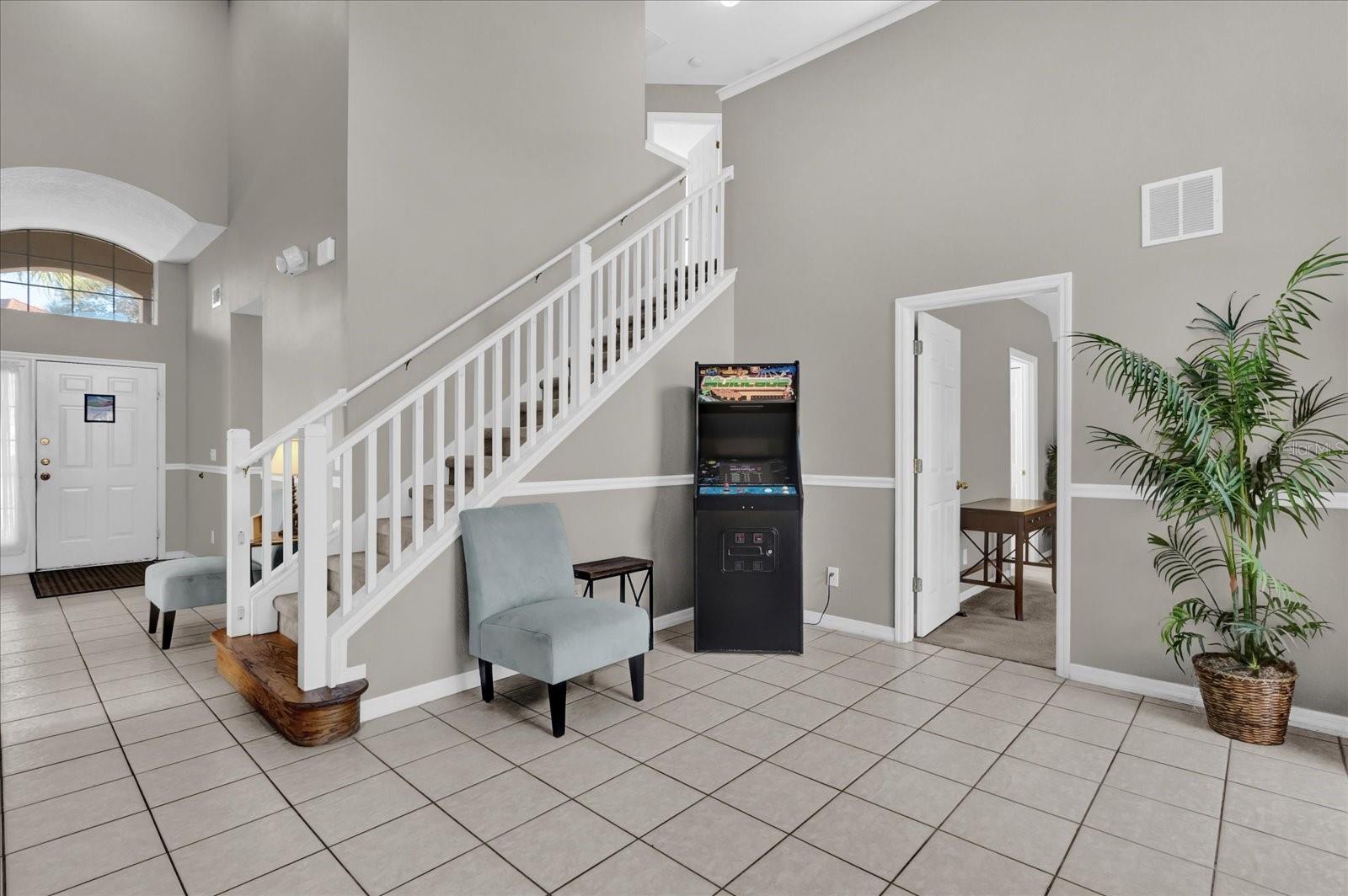 202 SOLANA CIR