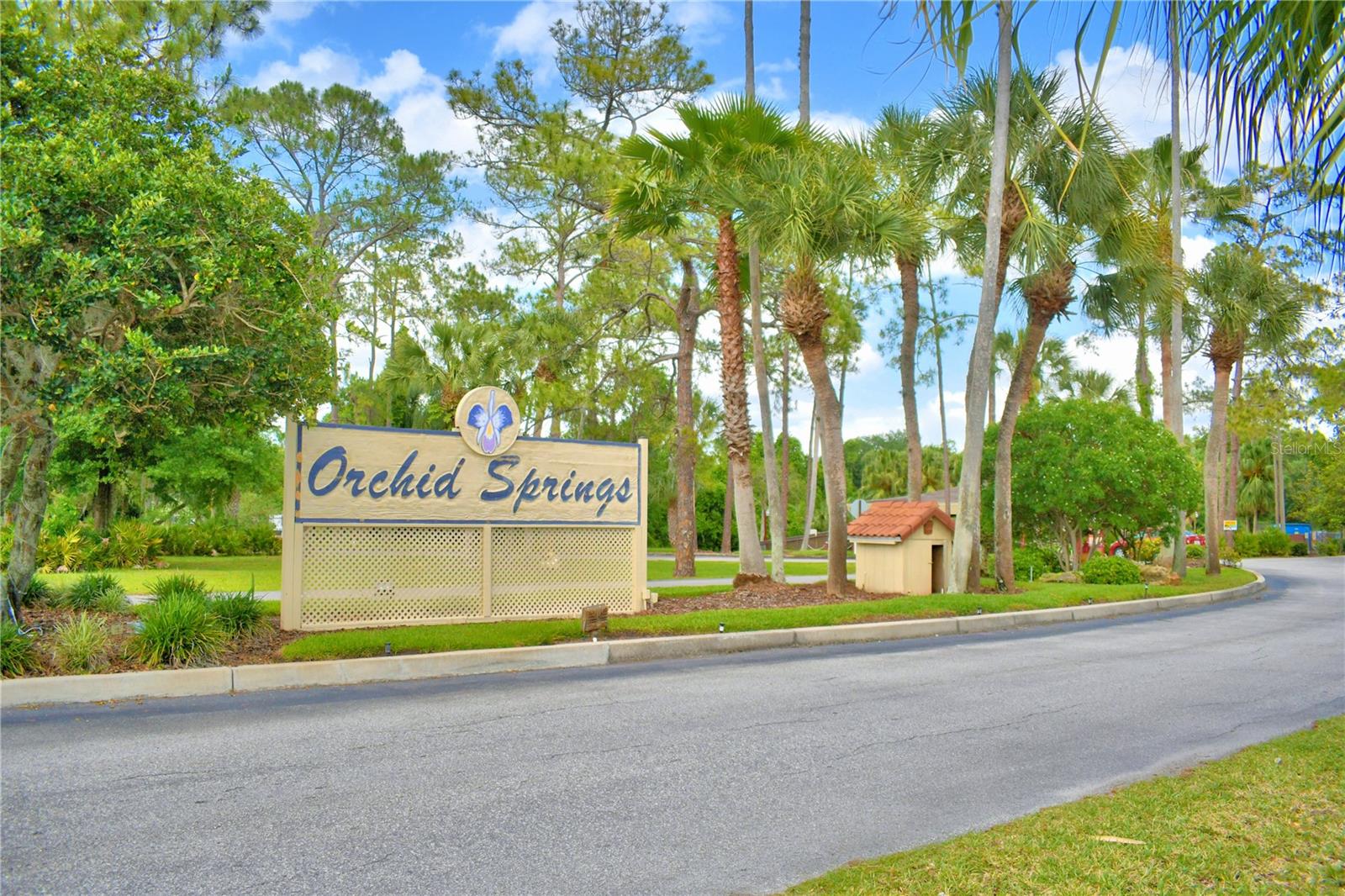 400 EL CAMINO DR #109