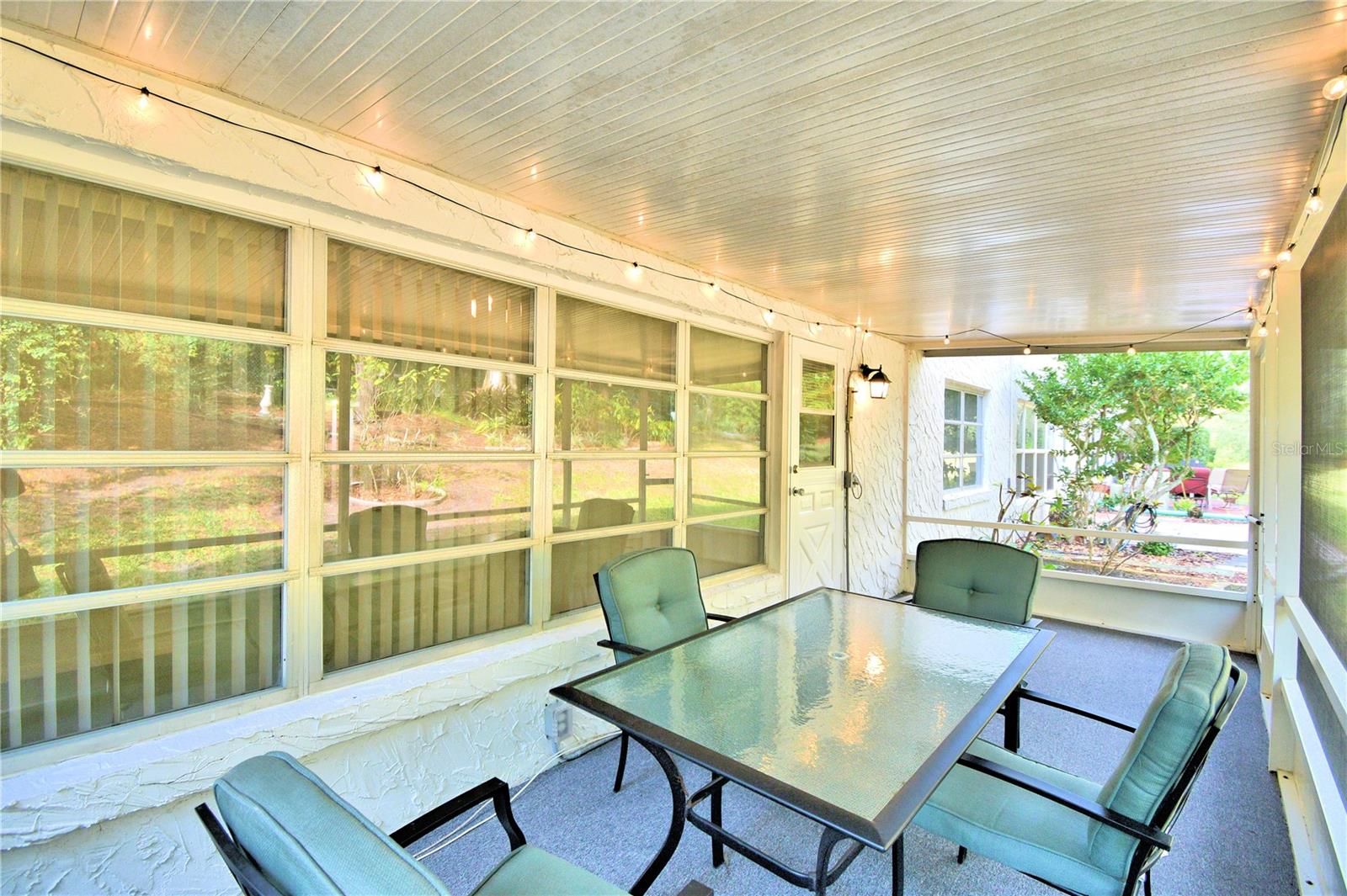 400 EL CAMINO DR #109