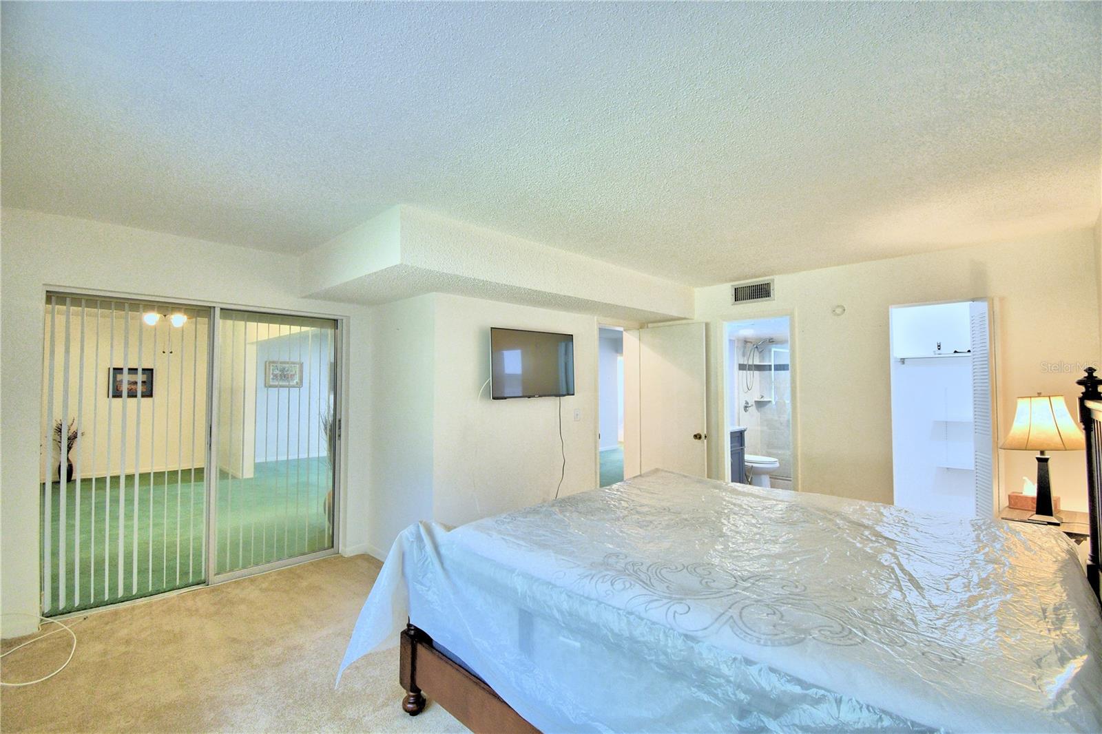 400 EL CAMINO DR #109