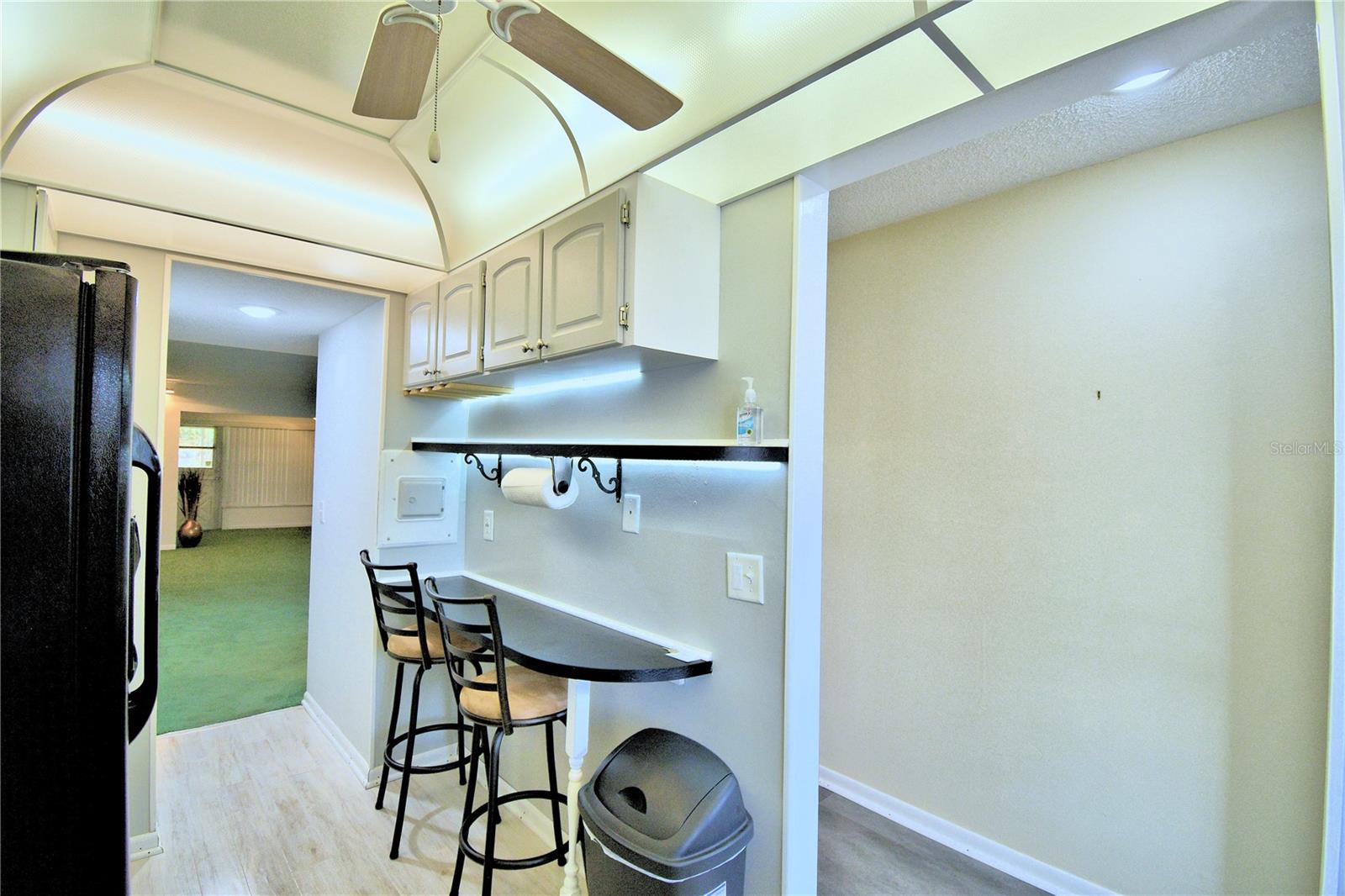 400 EL CAMINO DR #109