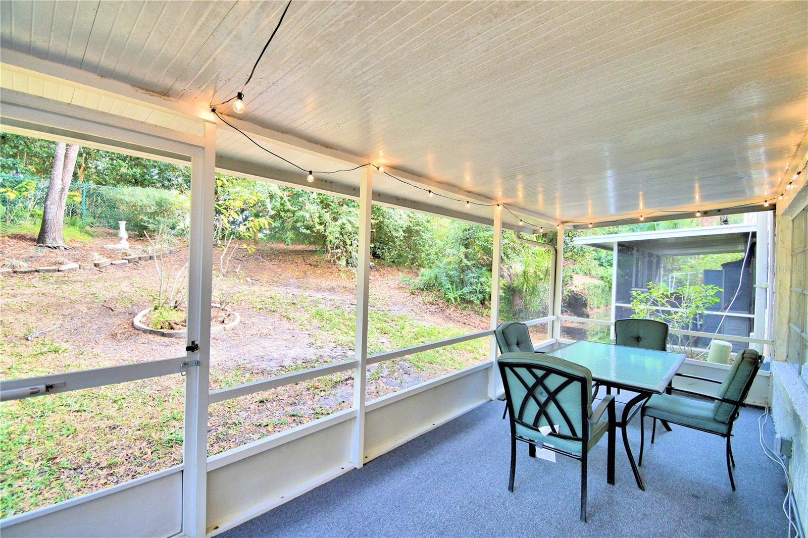 400 EL CAMINO DR #109