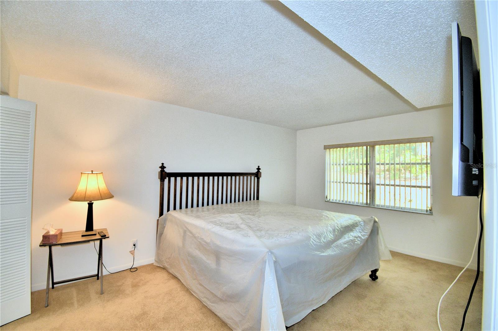400 EL CAMINO DR #109