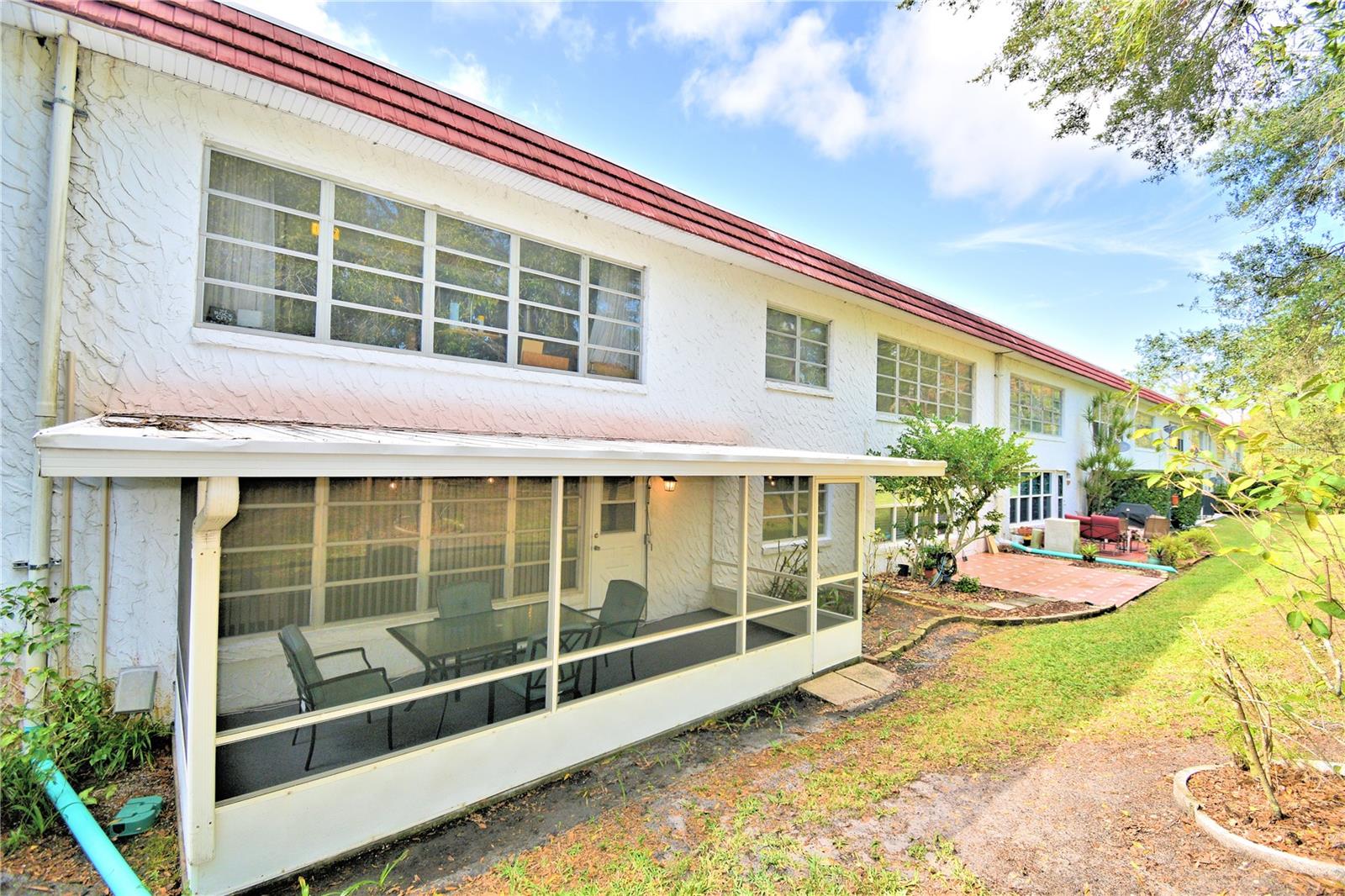 400 EL CAMINO DR #109