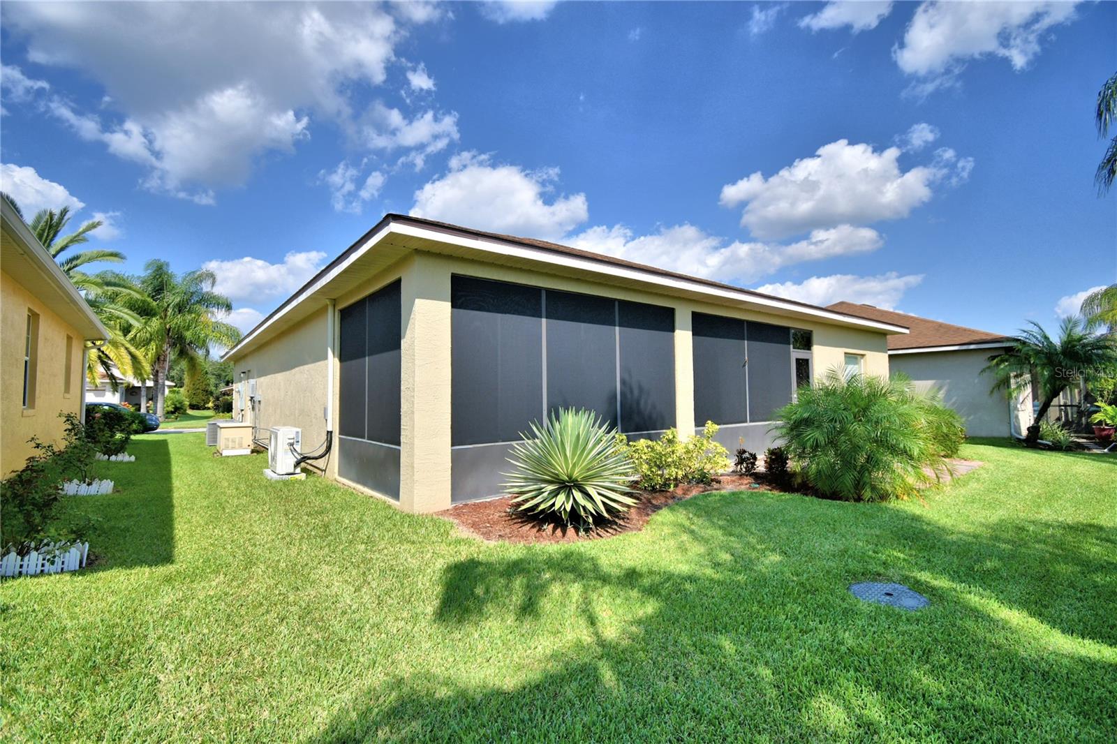 4465 TURNBERRY LN