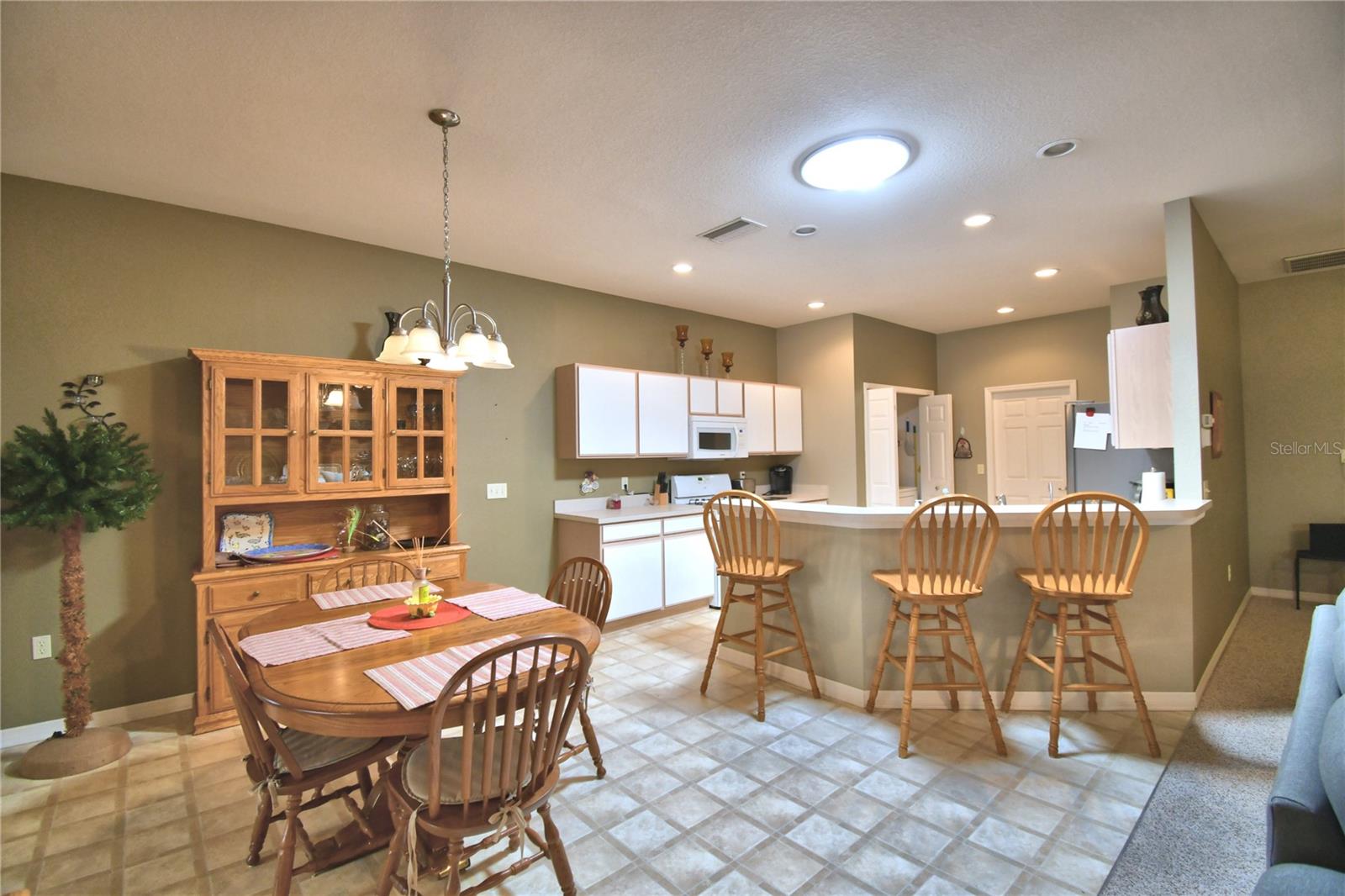 4465 TURNBERRY LN