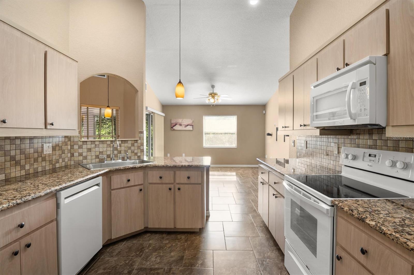 409 BIGSTAFF CT