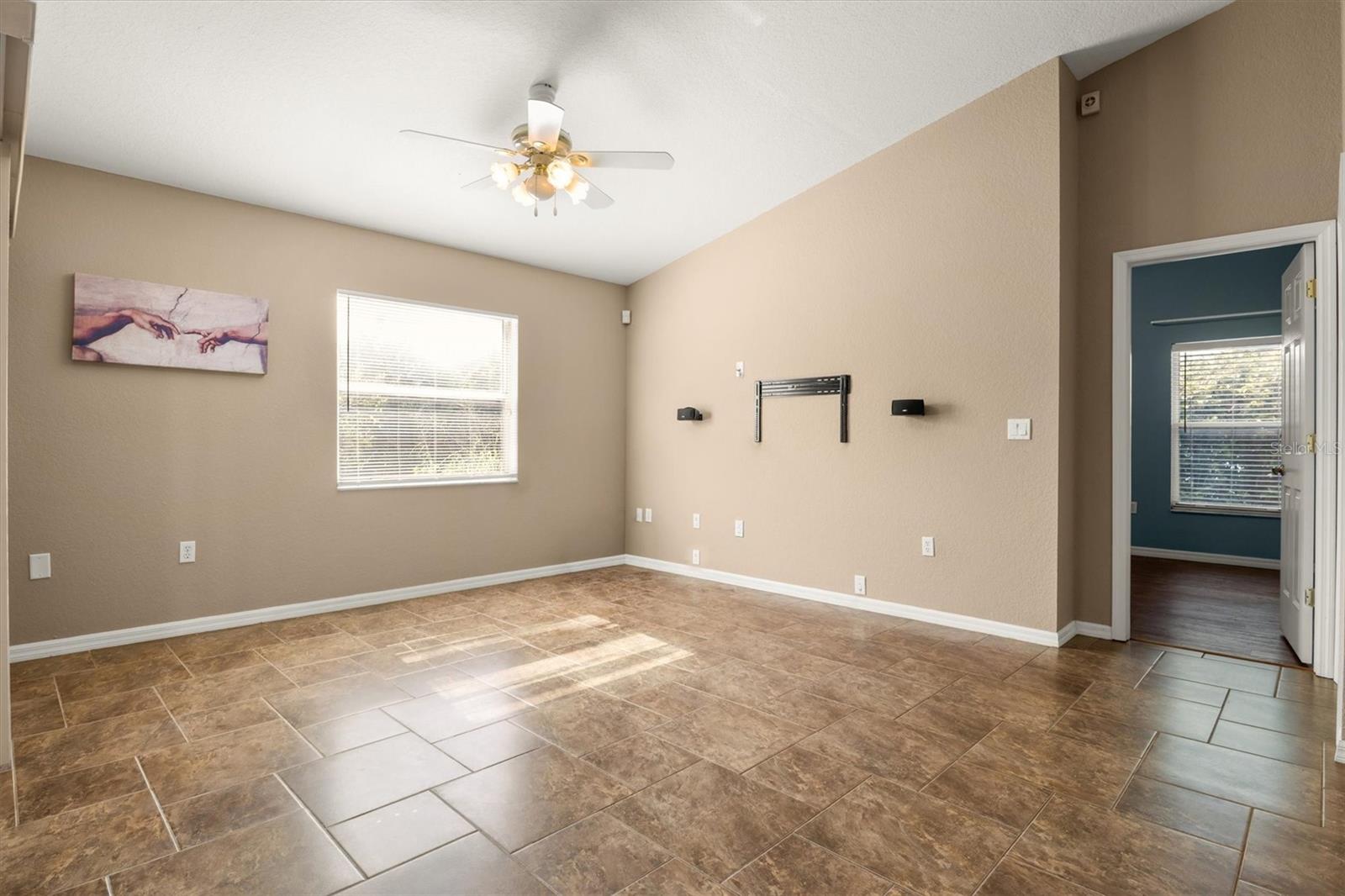409 BIGSTAFF CT