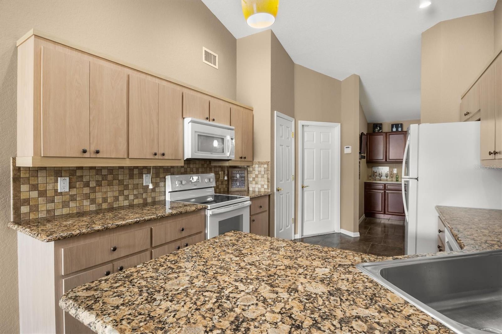 409 BIGSTAFF CT