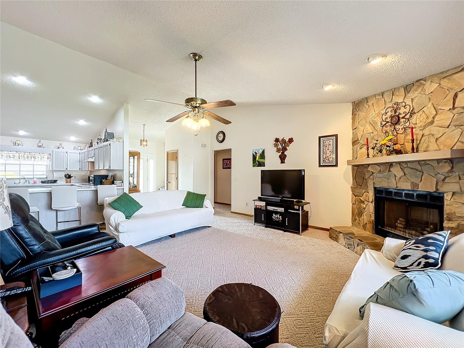 7412 FLORAL CIR E
