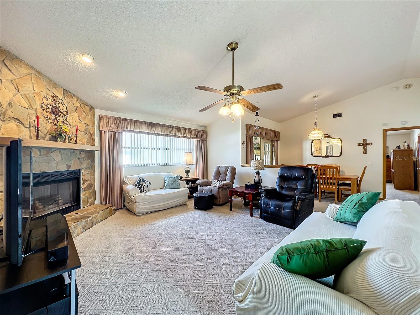 7412 FLORAL CIR E