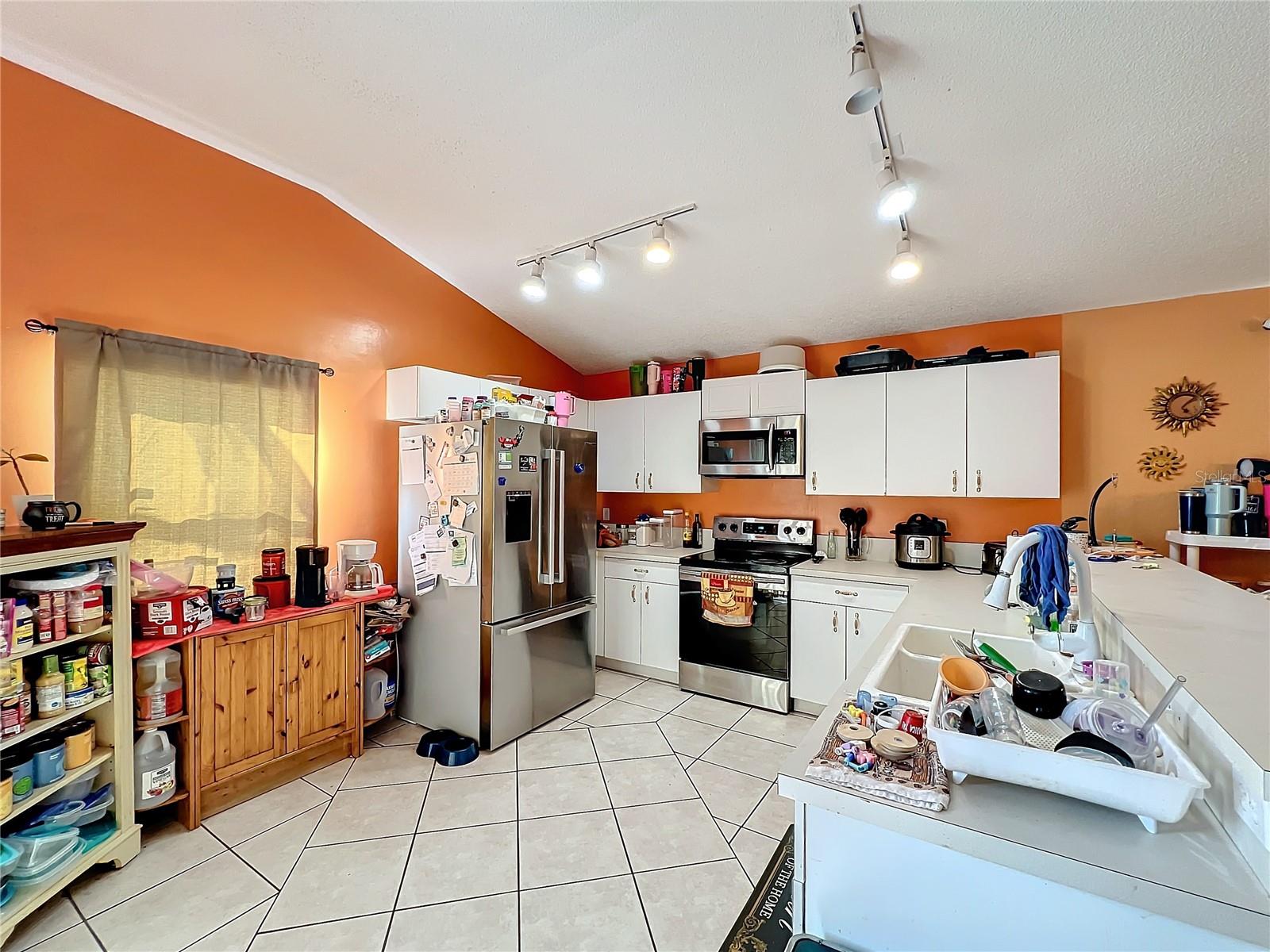 104 BRAD CIR