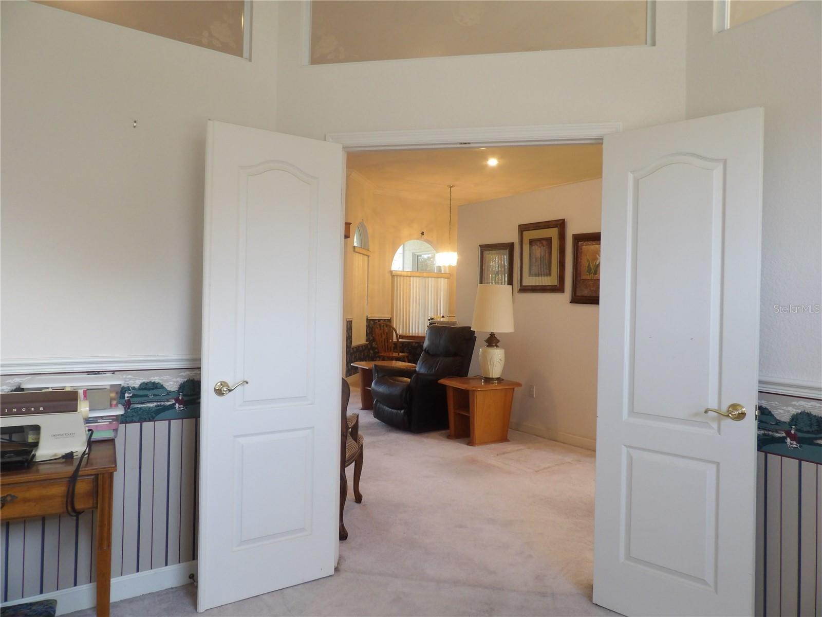 252 GOLF AIRE BLVD