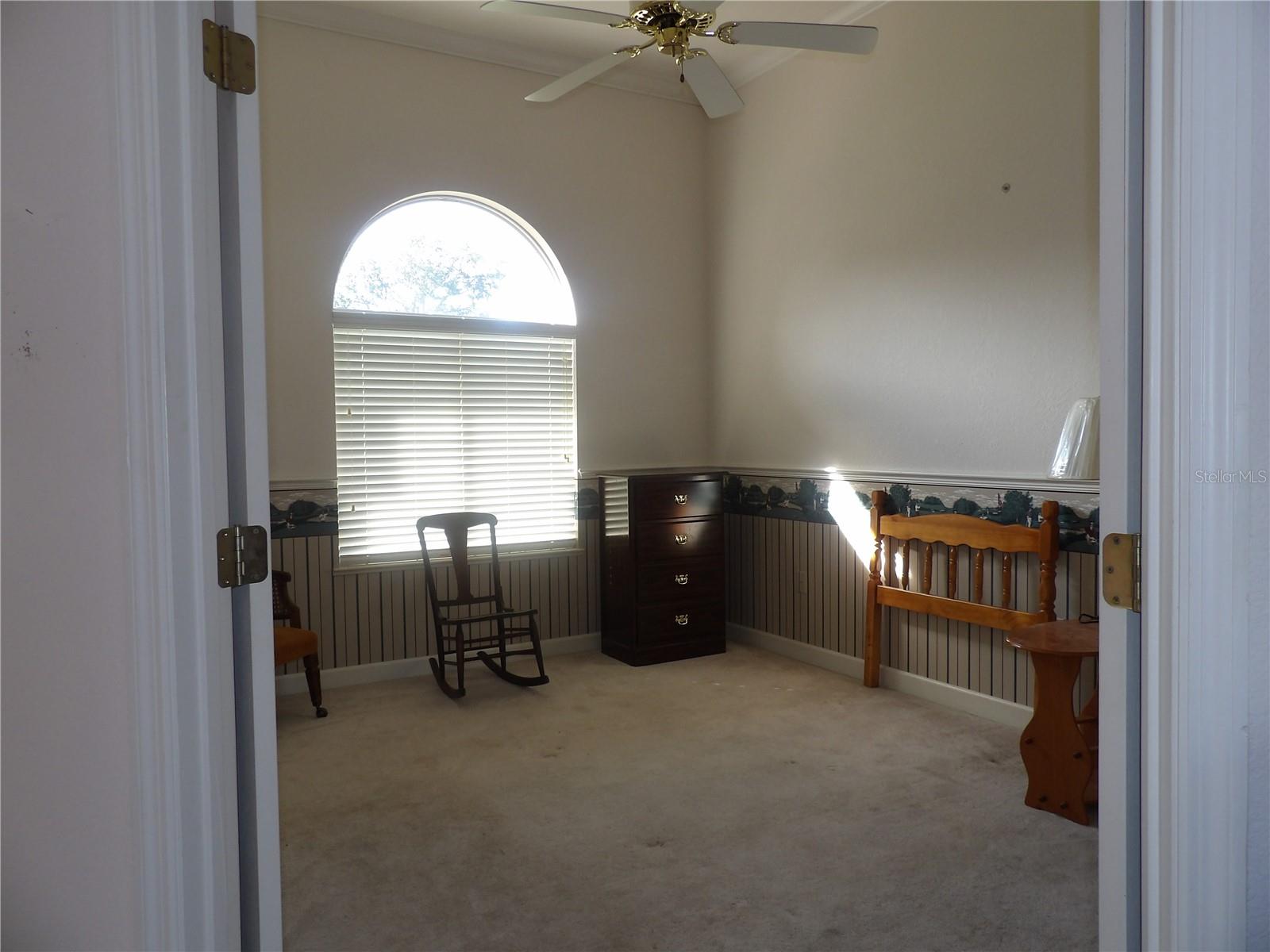 252 GOLF AIRE BLVD