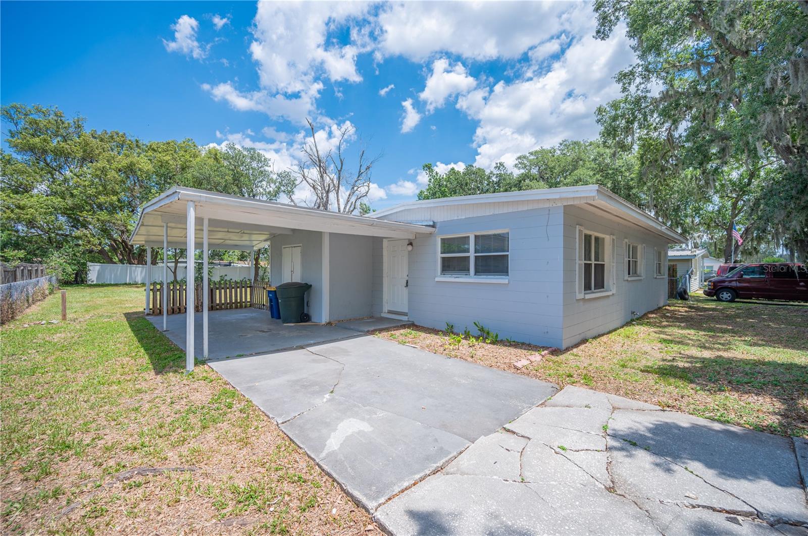 730 FORREST DR