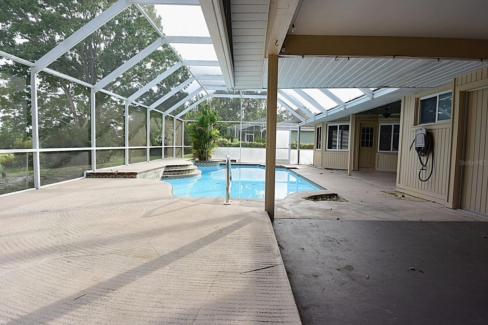 370 TELFORD CT