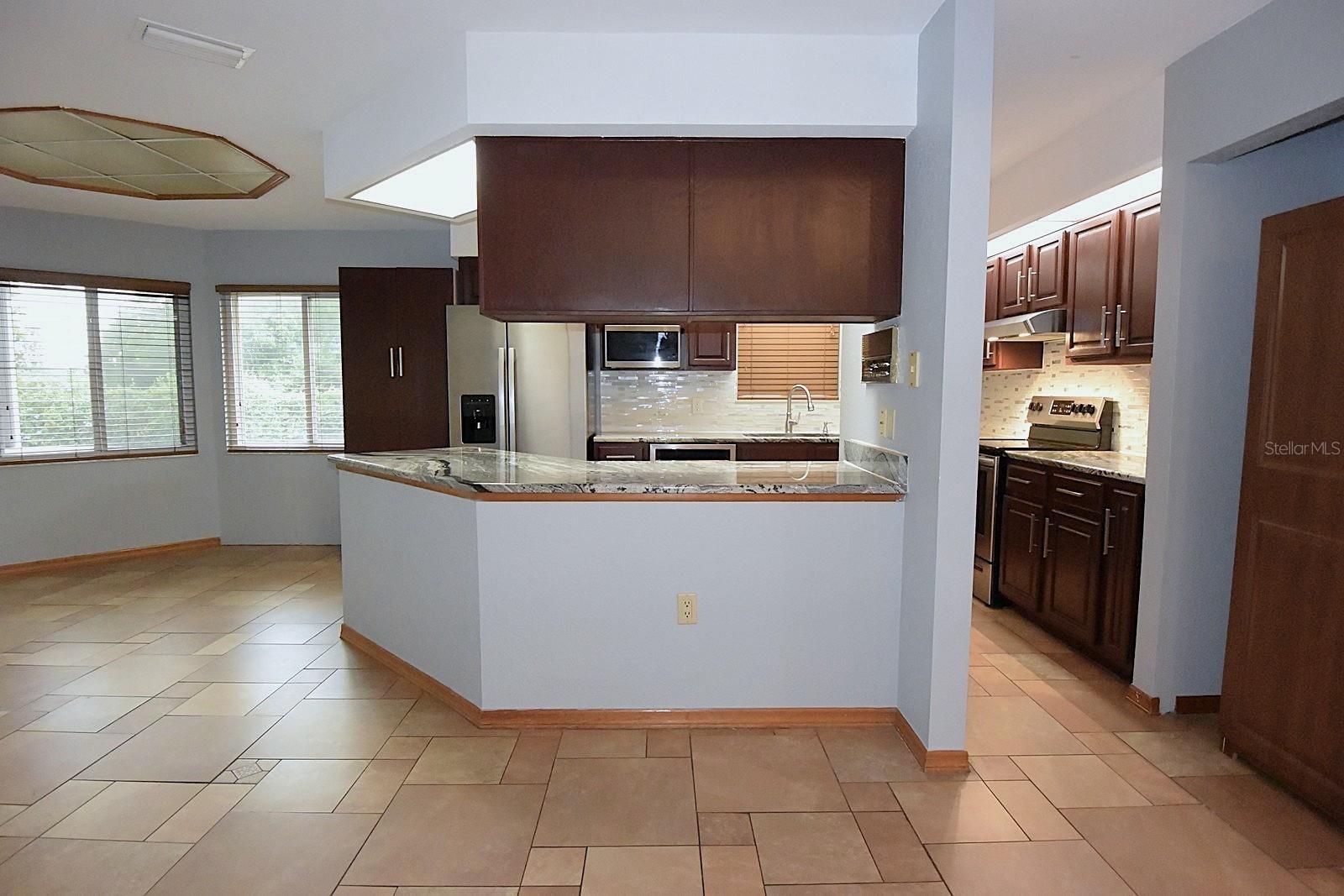 370 TELFORD CT