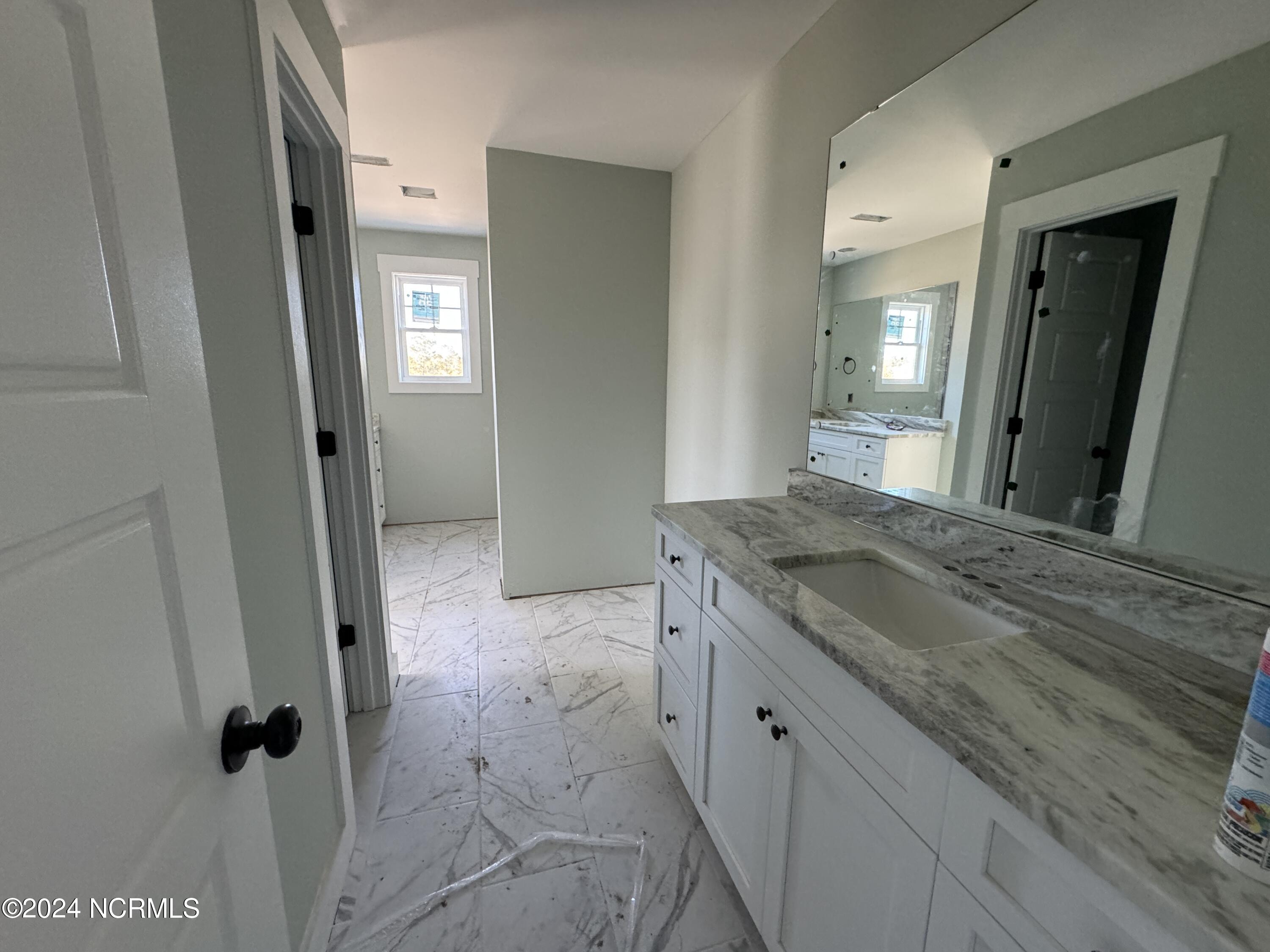 288 E Ivybridge Drive