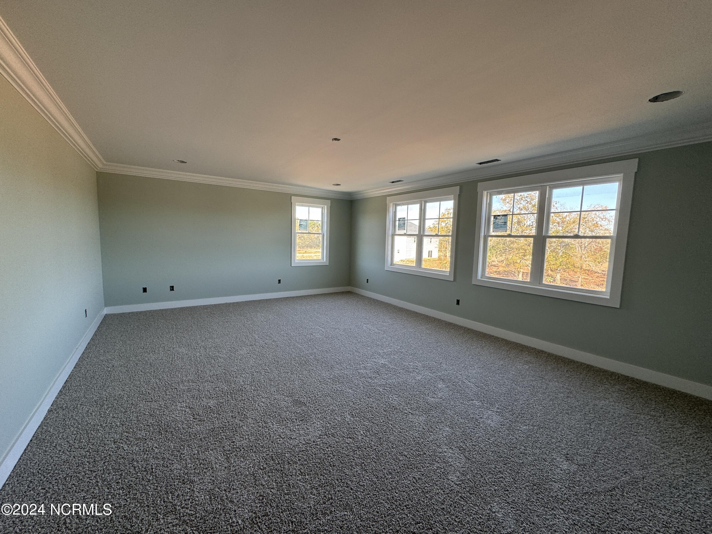 288 E Ivybridge Drive