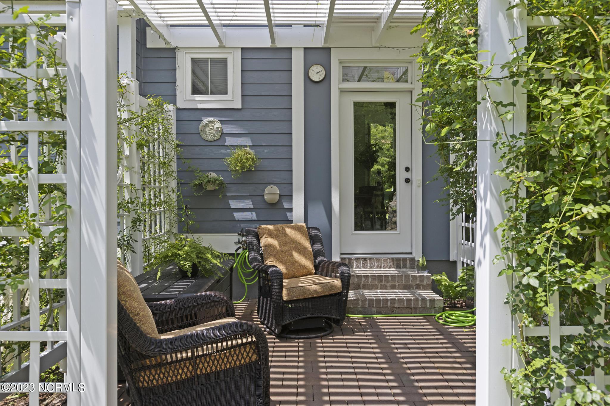 267 Everett Park Trail