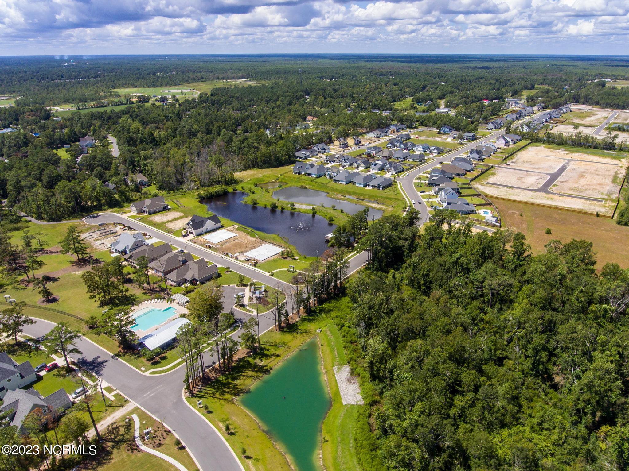 41 S Lamplighters Walk