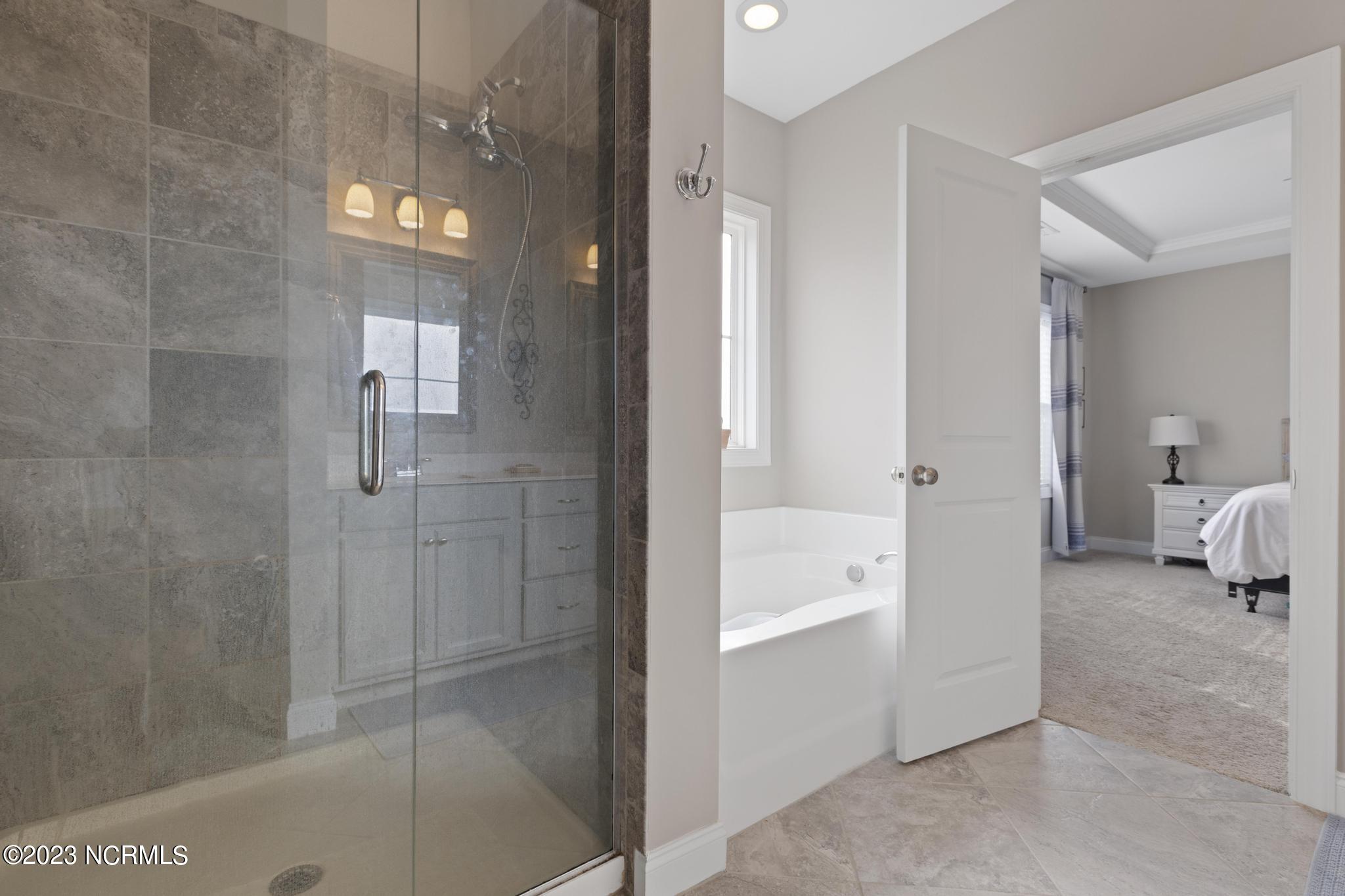 41 S Lamplighters Walk