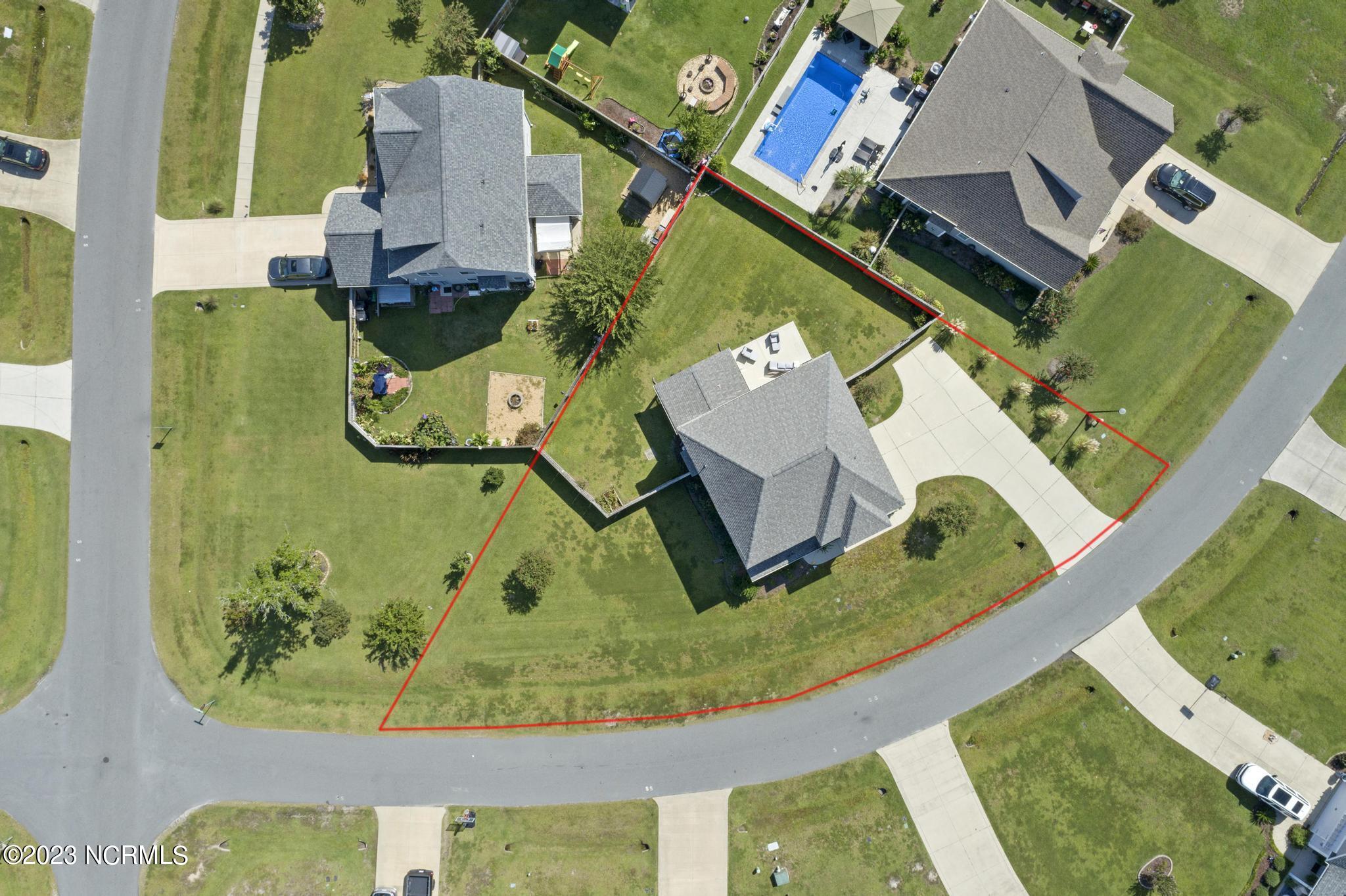 41 S Lamplighters Walk