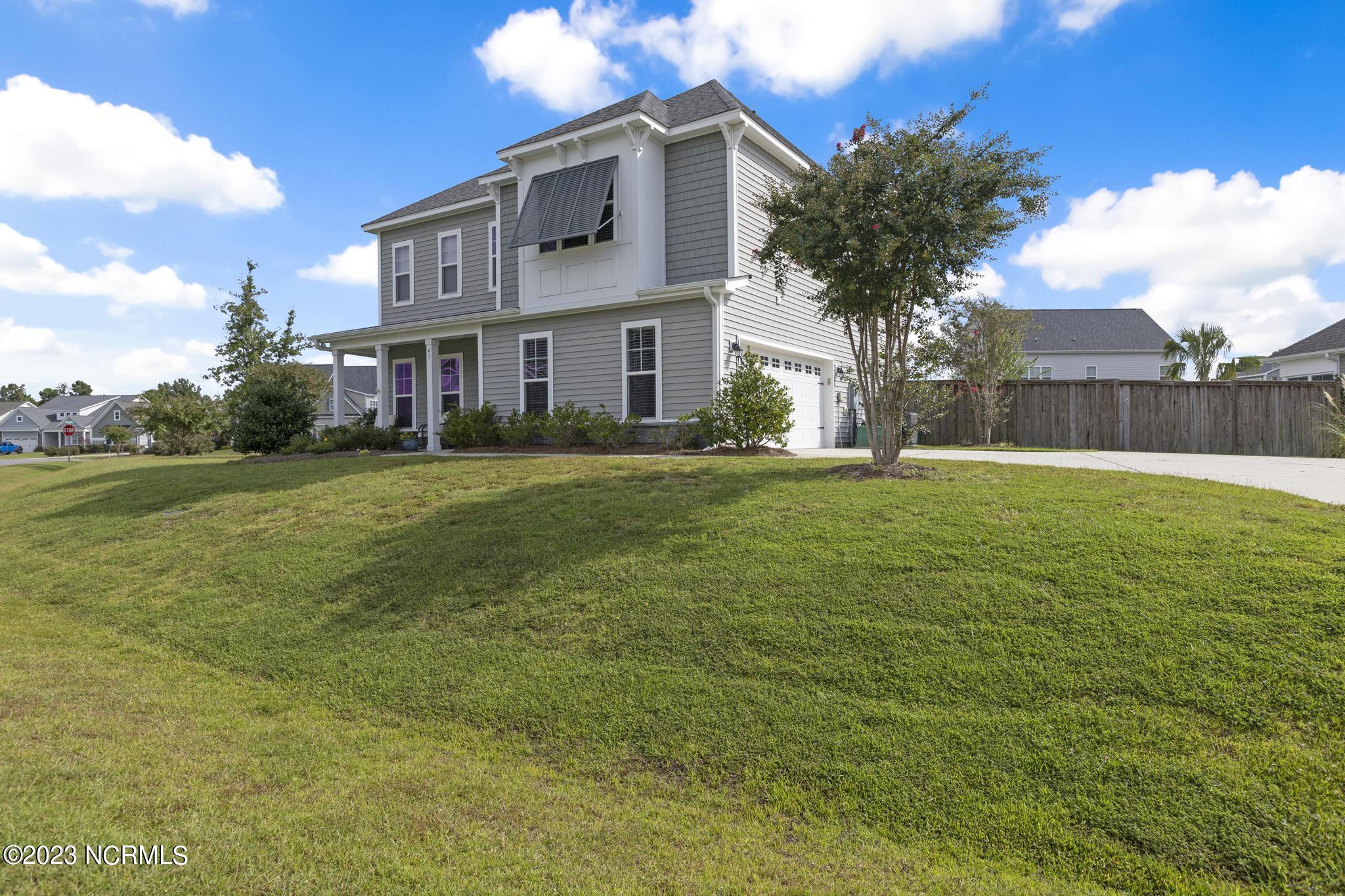 41 S Lamplighters Walk