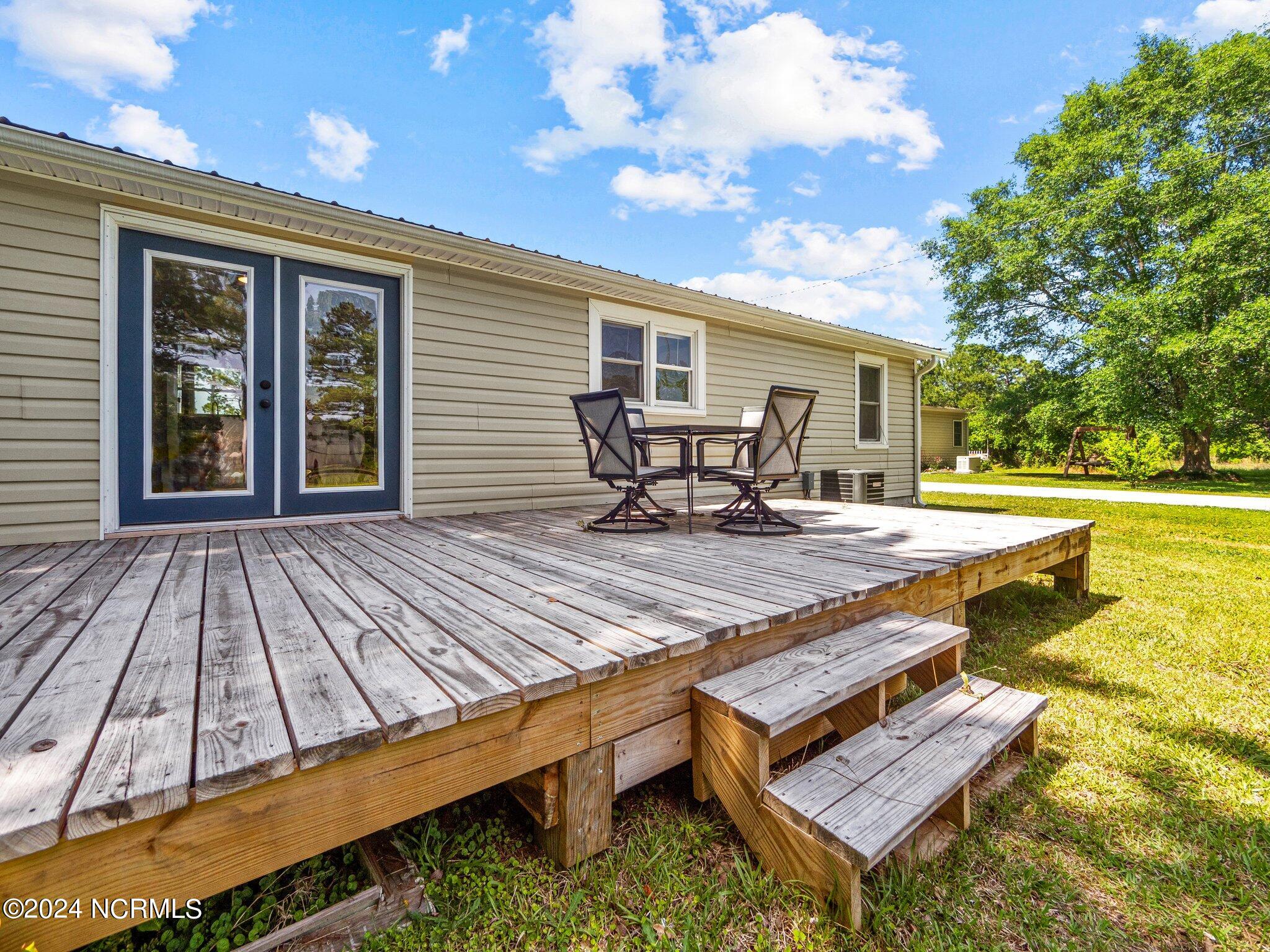 444 Us Hwy 17 S