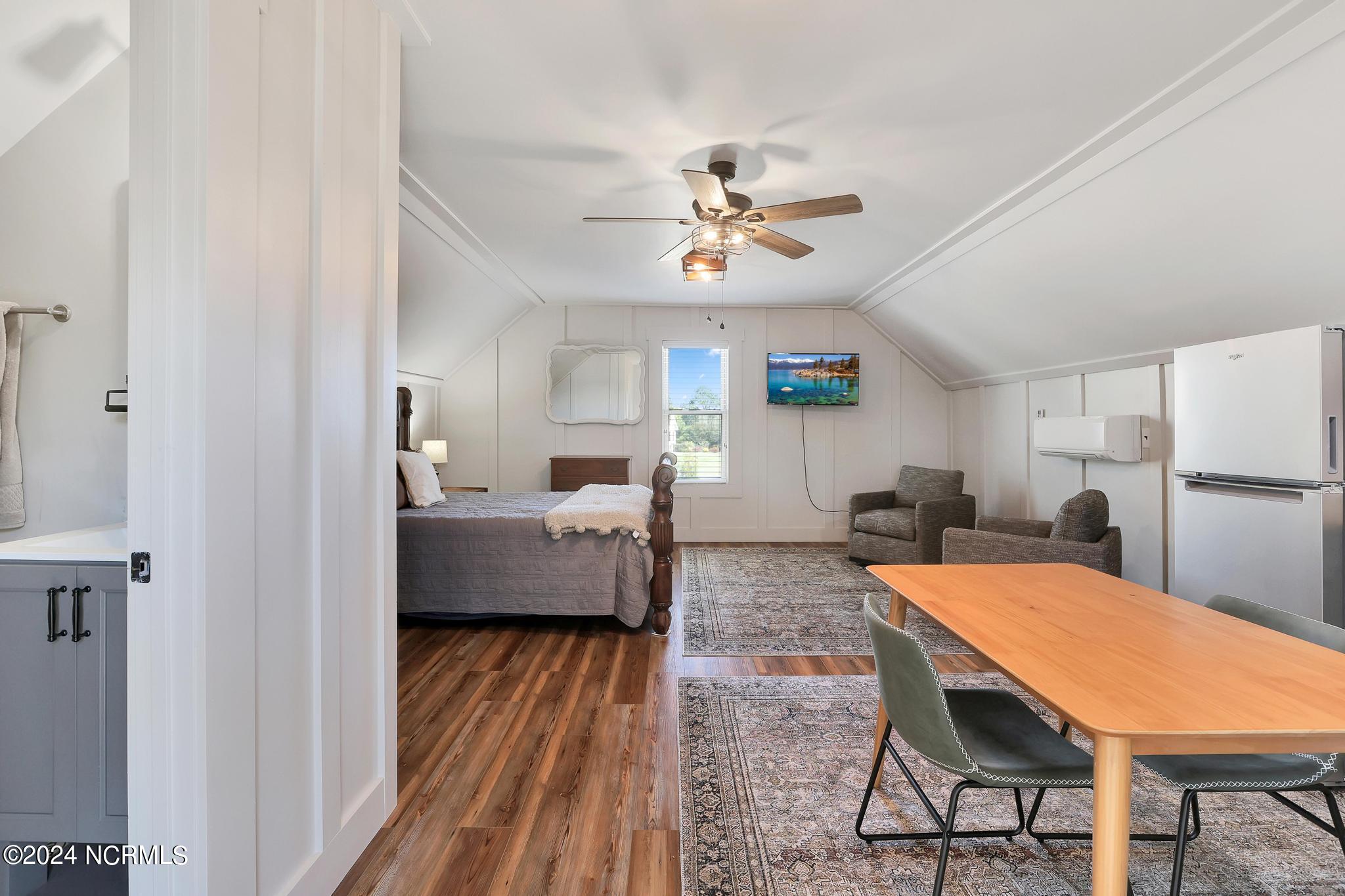 321 E Island View Drive