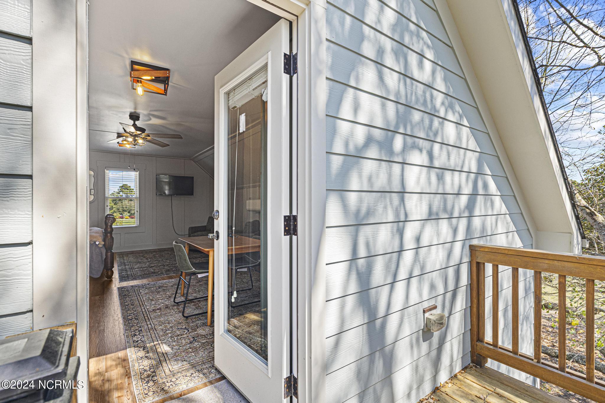 321 E Island View Drive