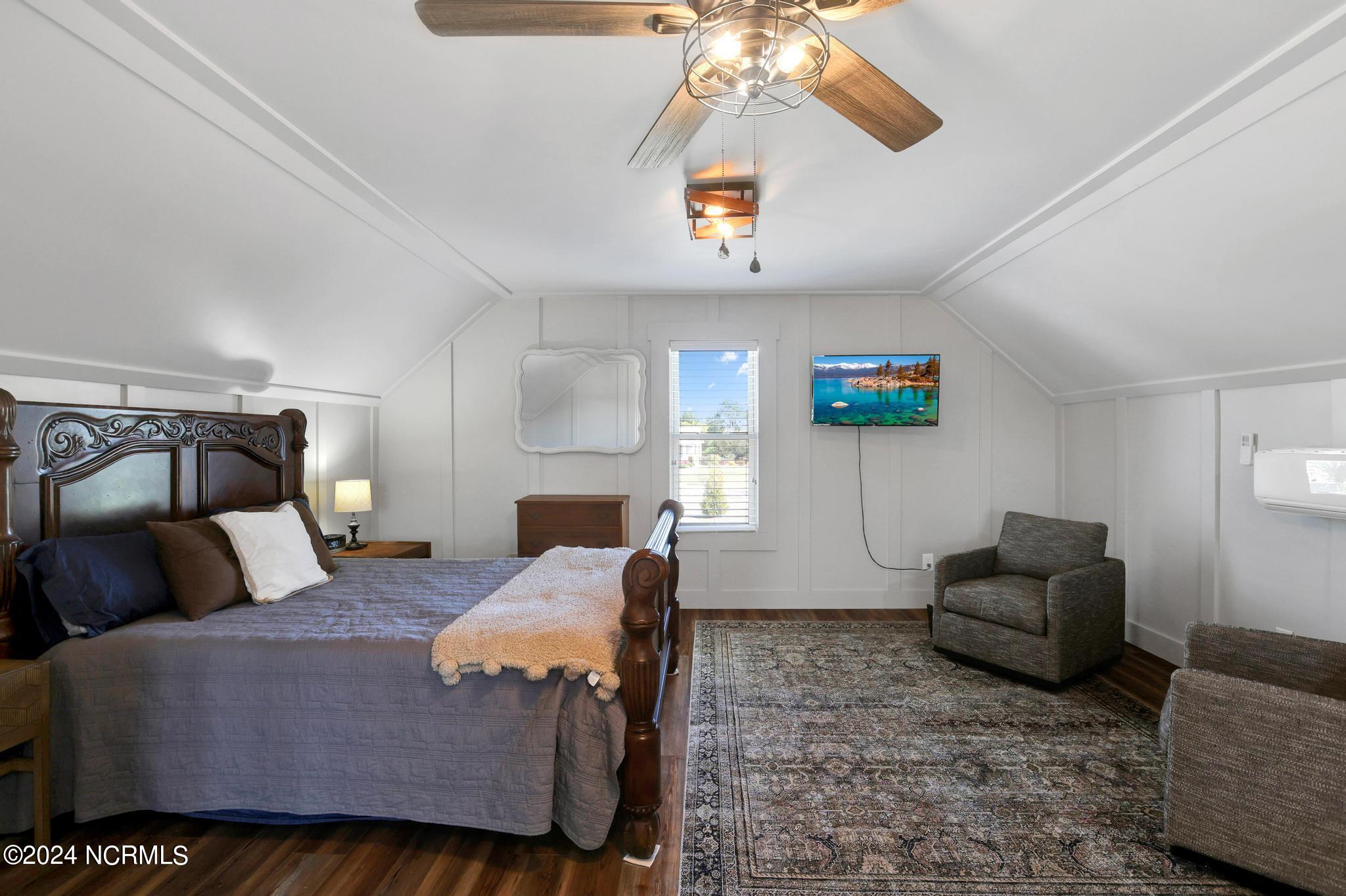 321 E Island View Drive