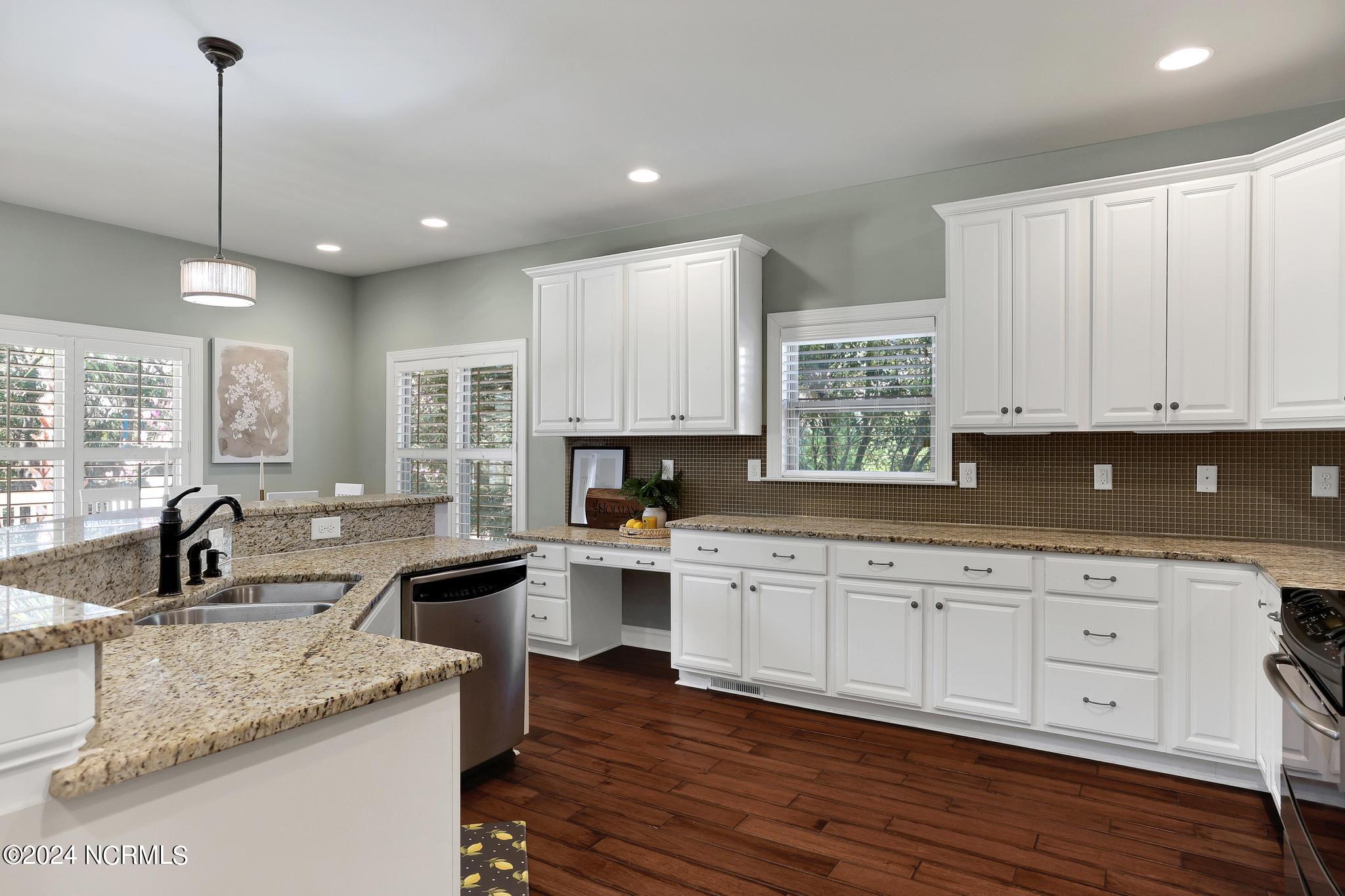 321 E Island View Drive