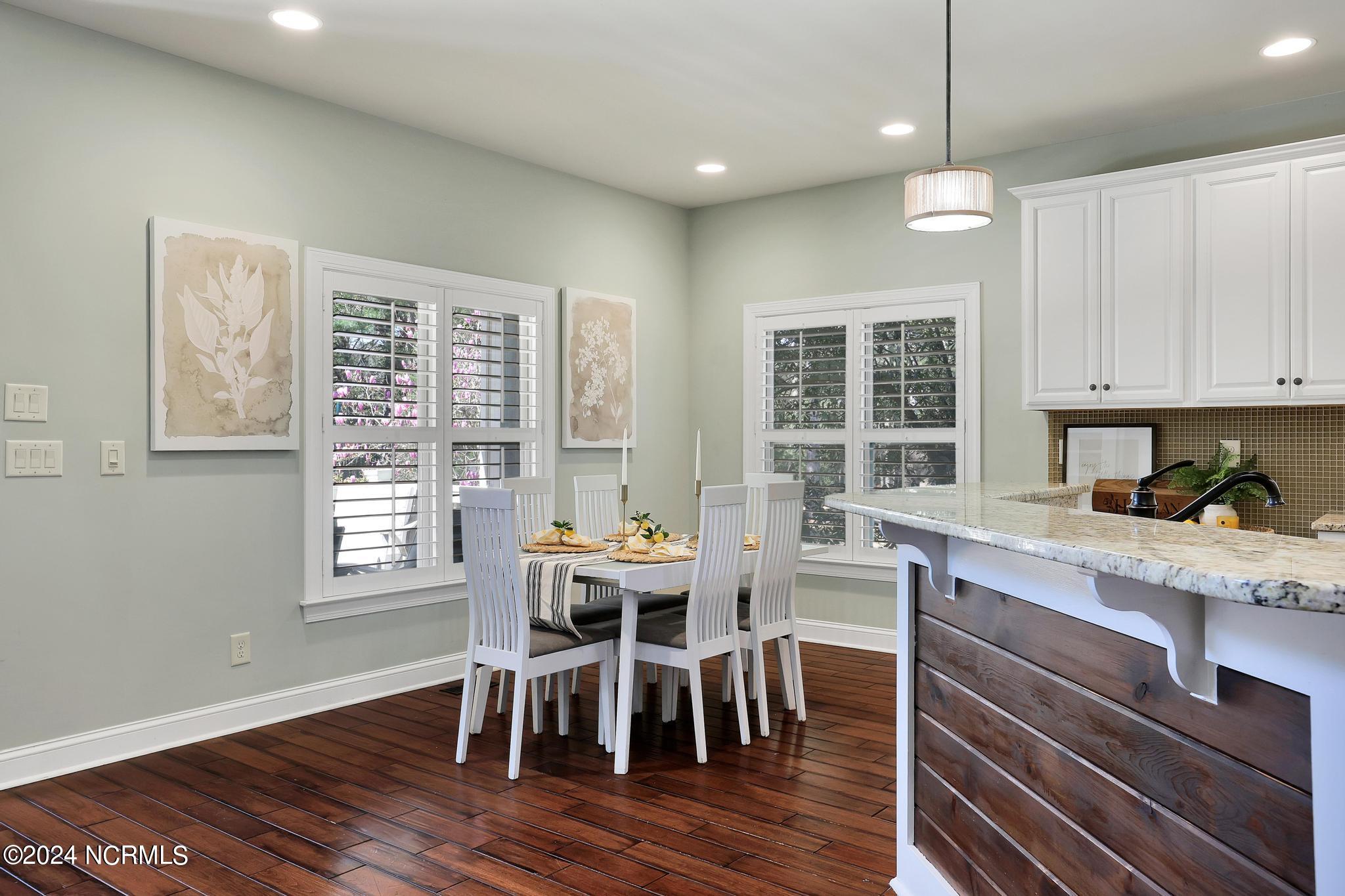 321 E Island View Drive