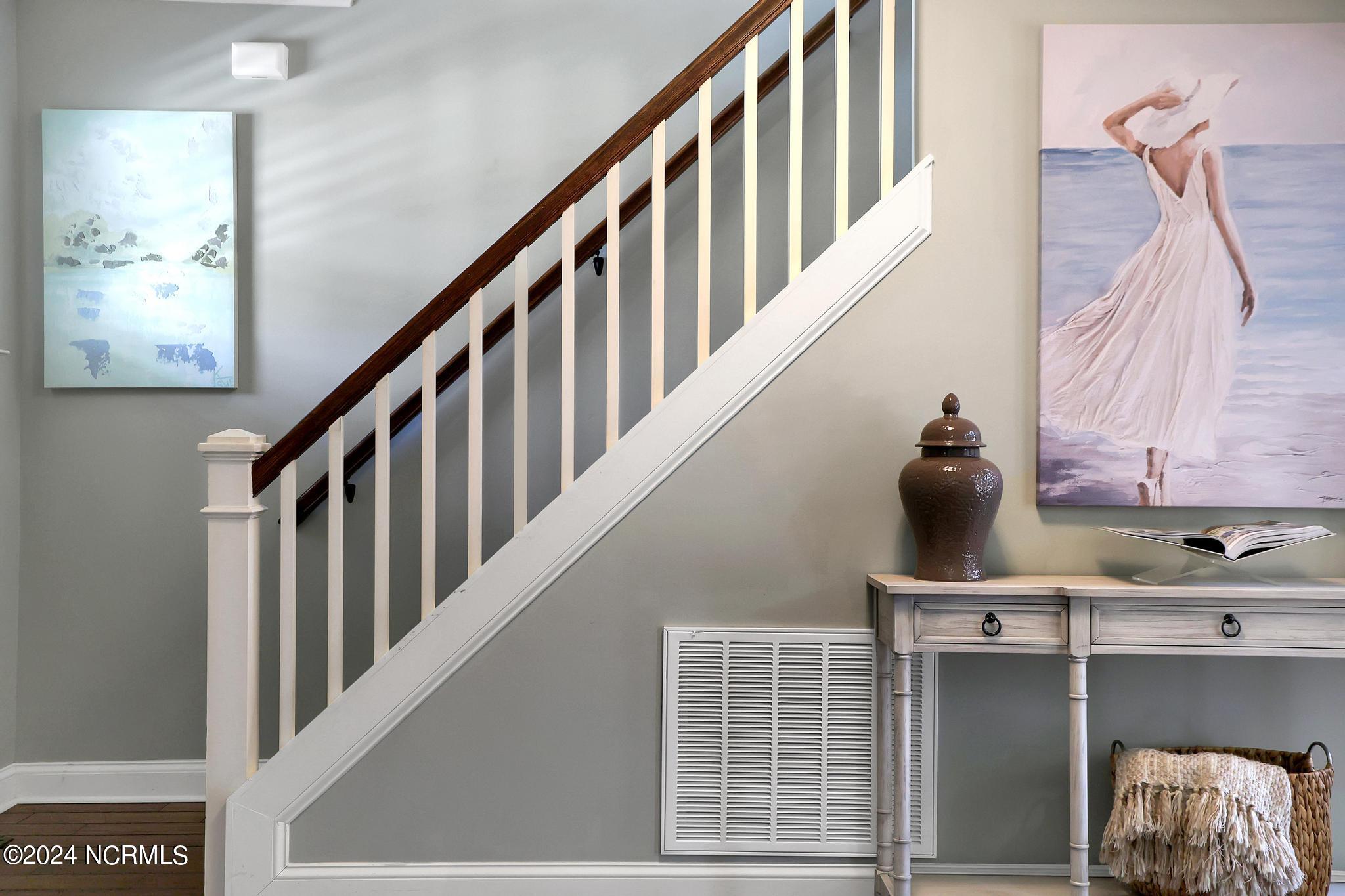 321 E Island View Drive