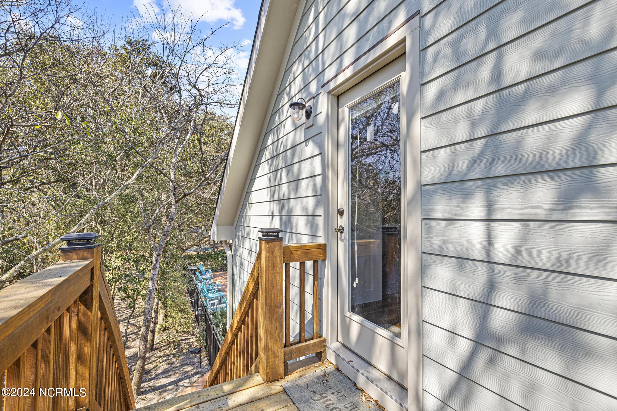 321 E Island View Drive