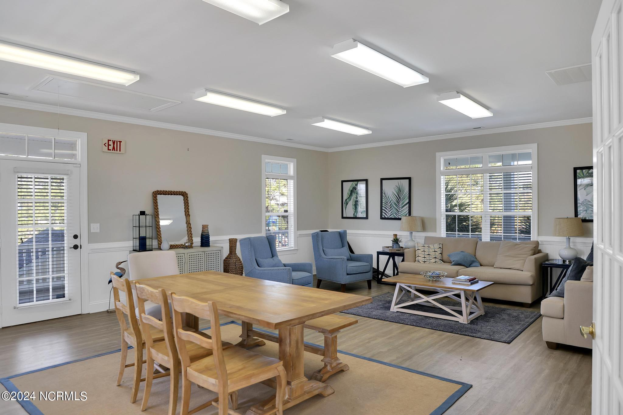 321 E Island View Drive