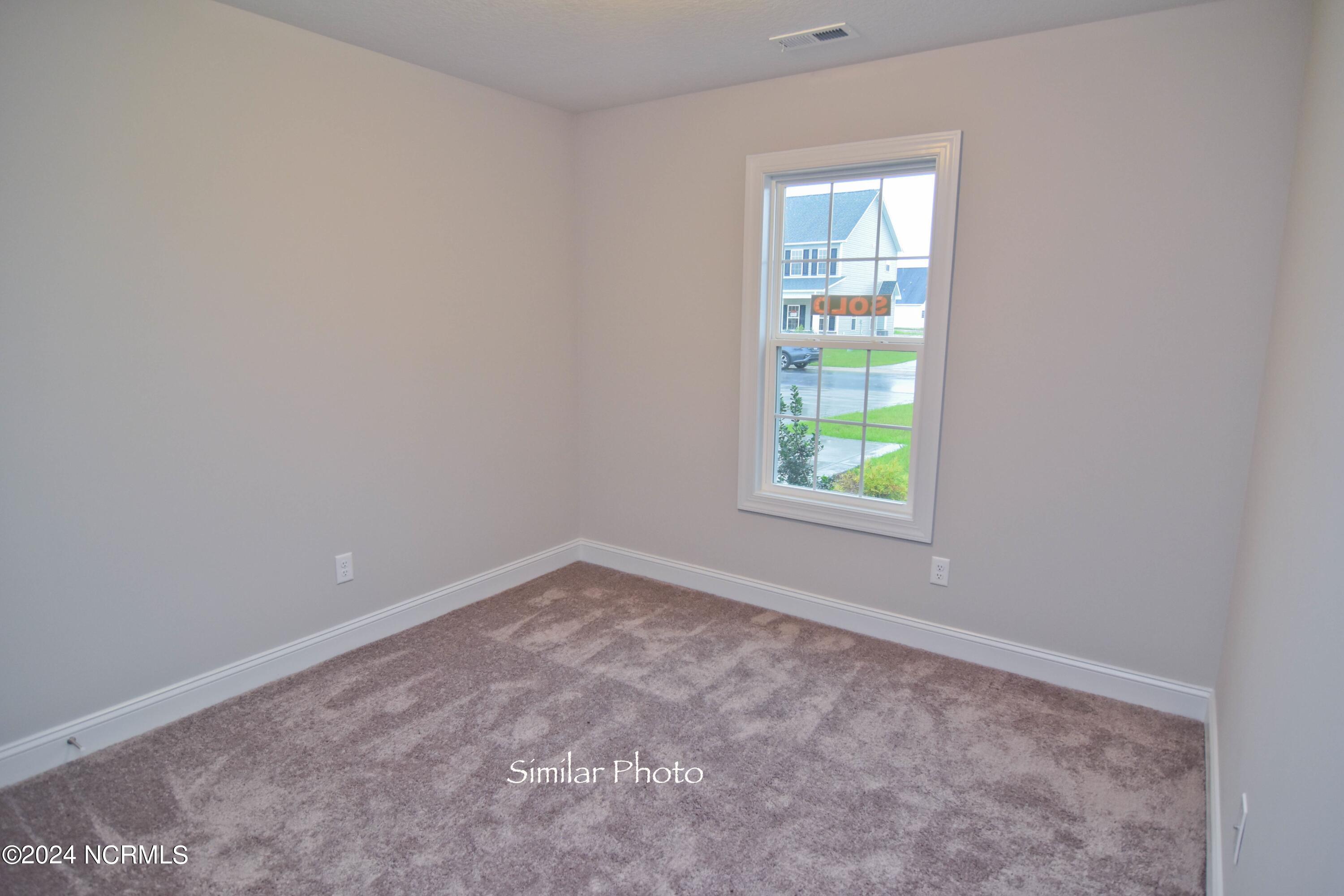 918 Uplands Lane