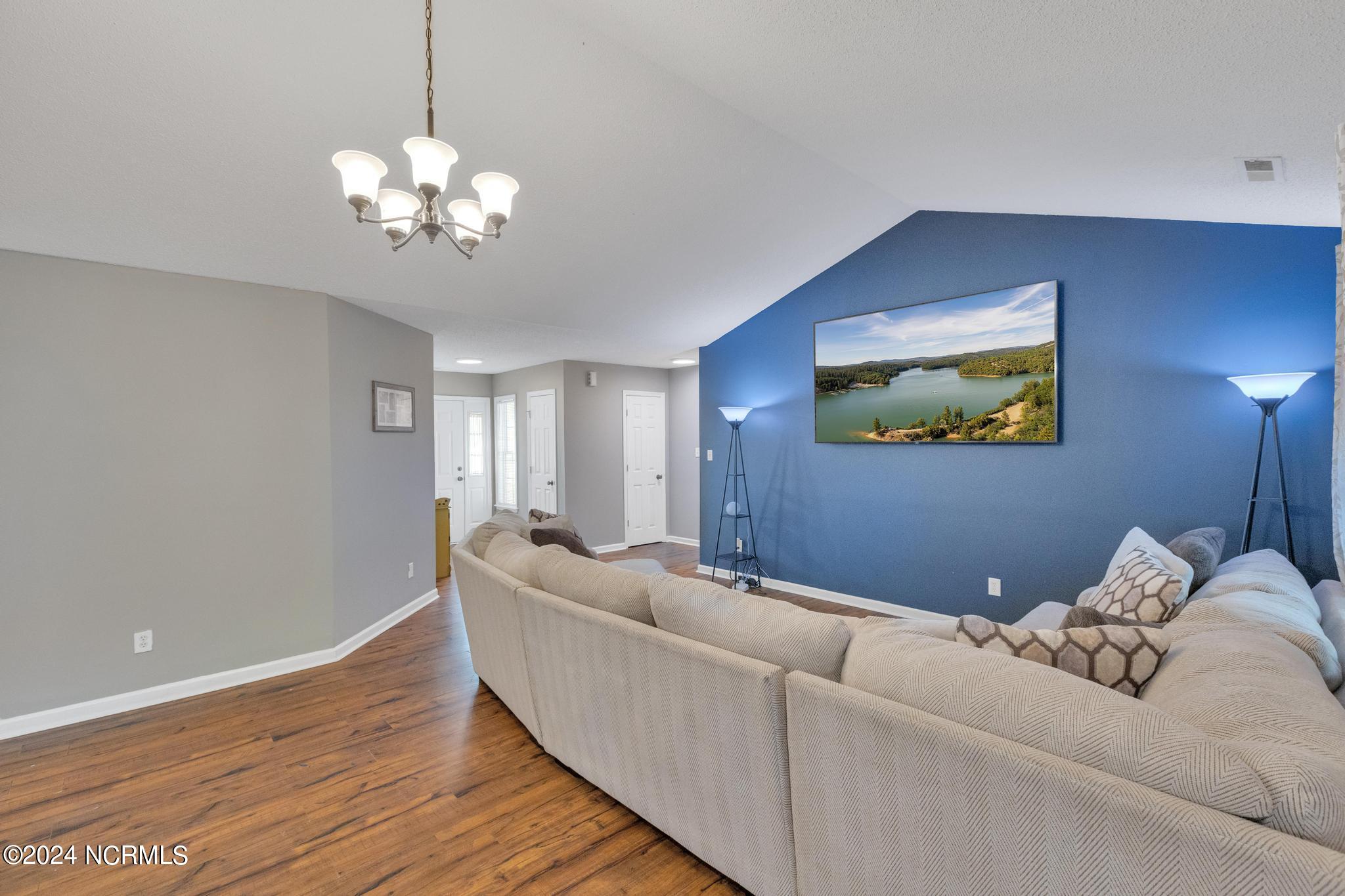 112 Yellowwood Drive