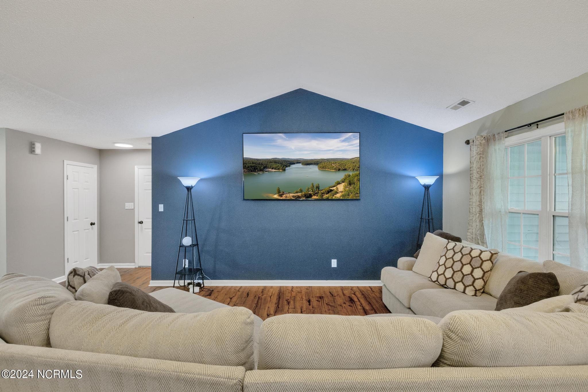 112 Yellowwood Drive