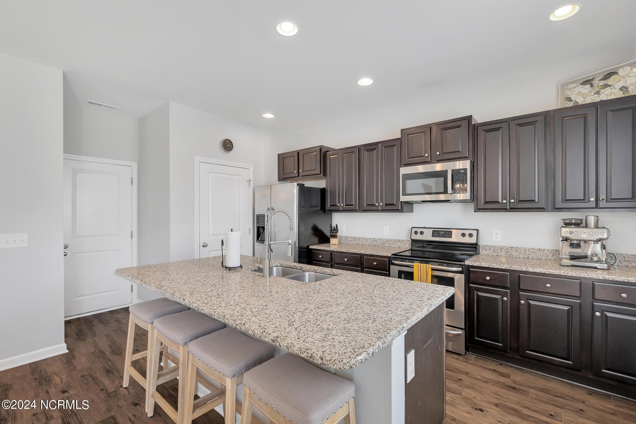 54 S Ryder Court