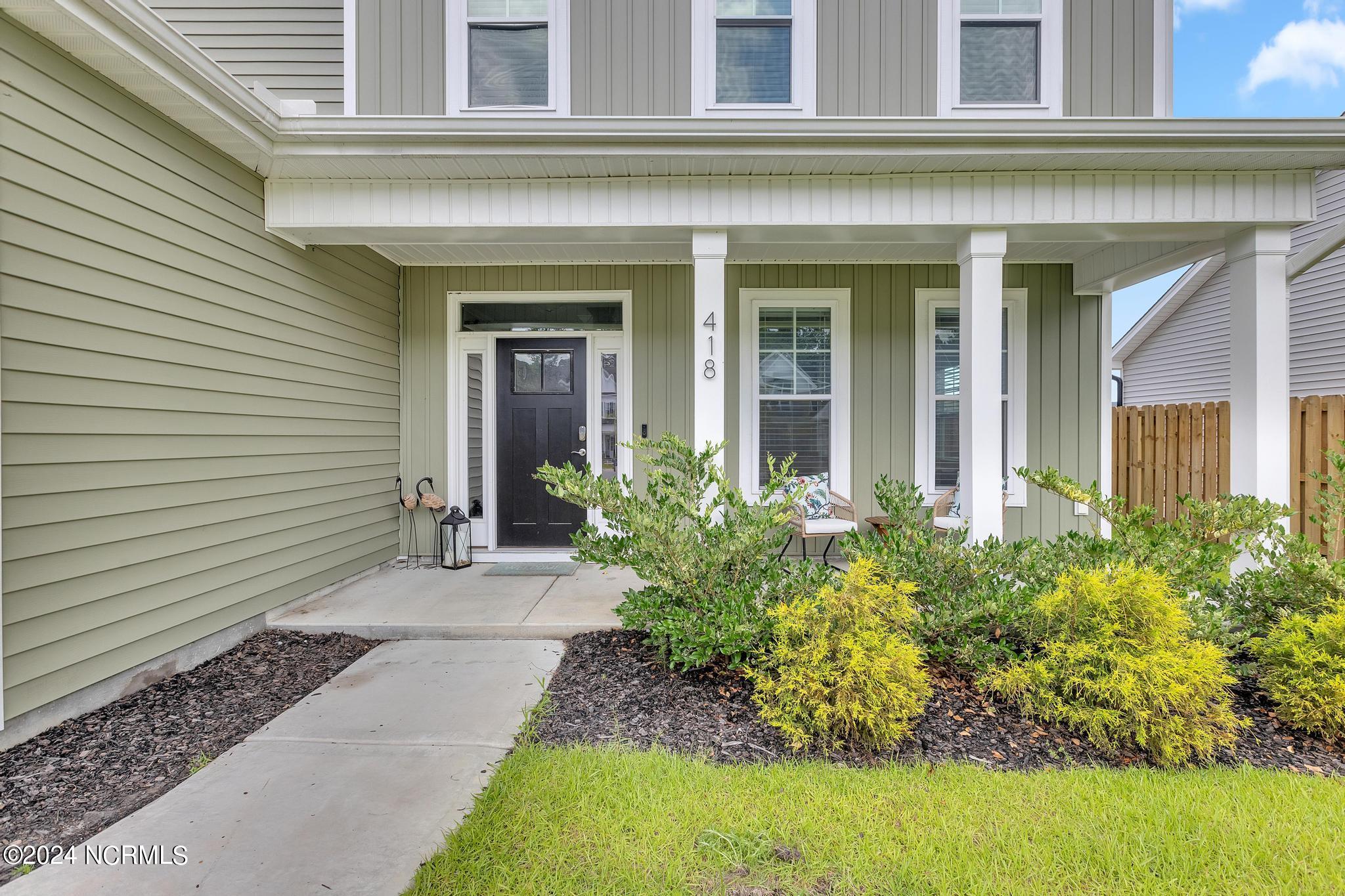 418 N Wild Indigo Place