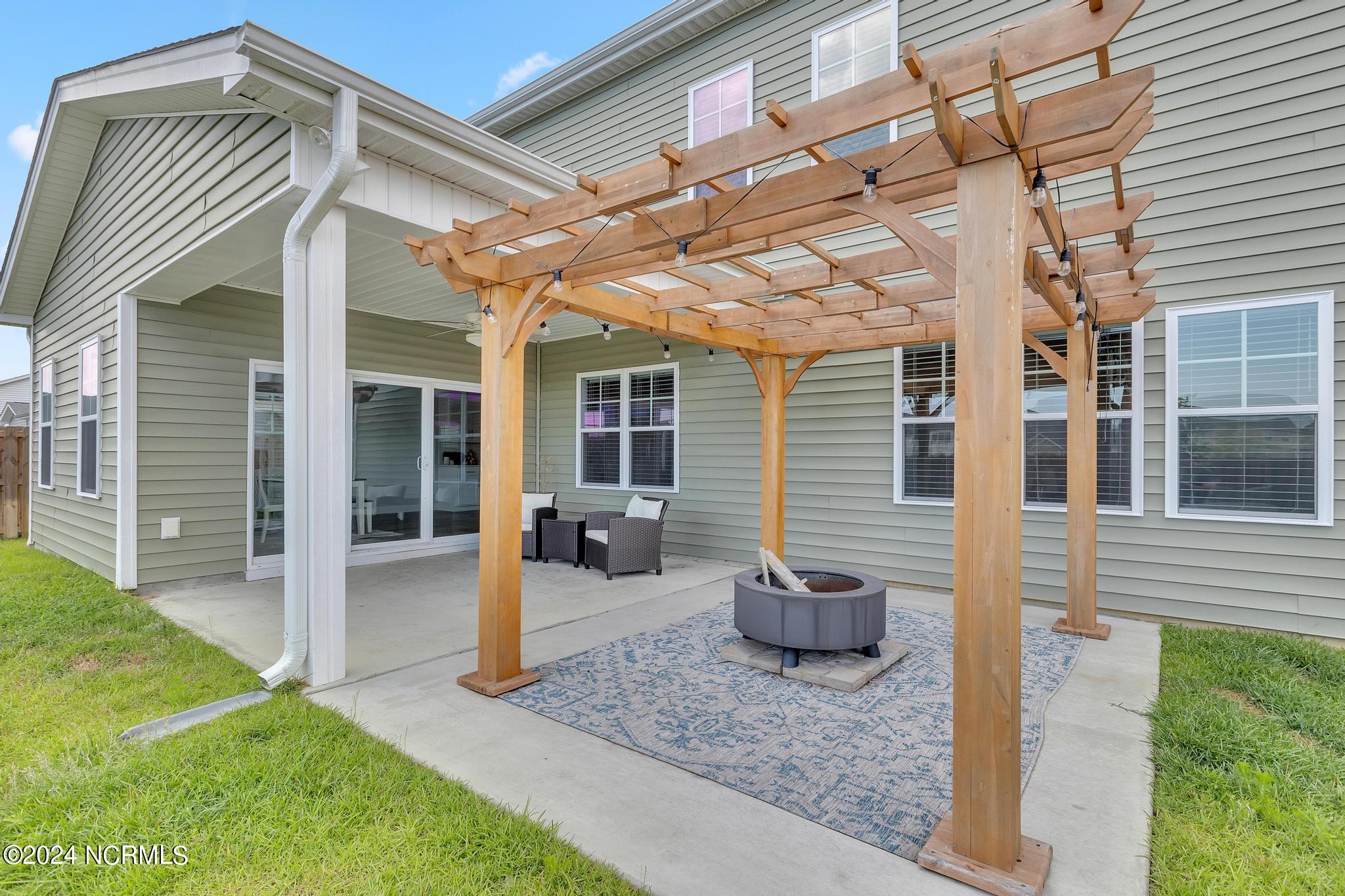 418 N Wild Indigo Place