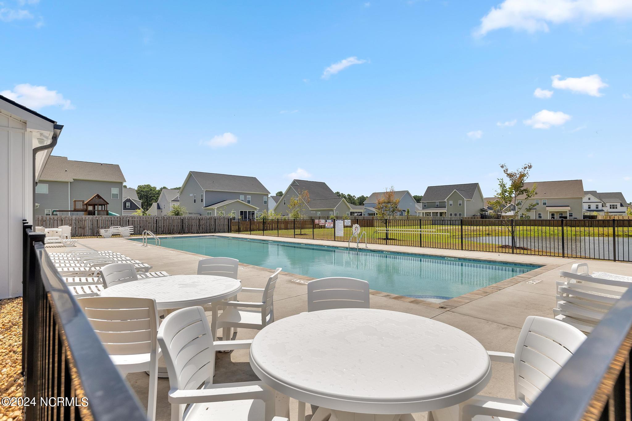 418 N Wild Indigo Place